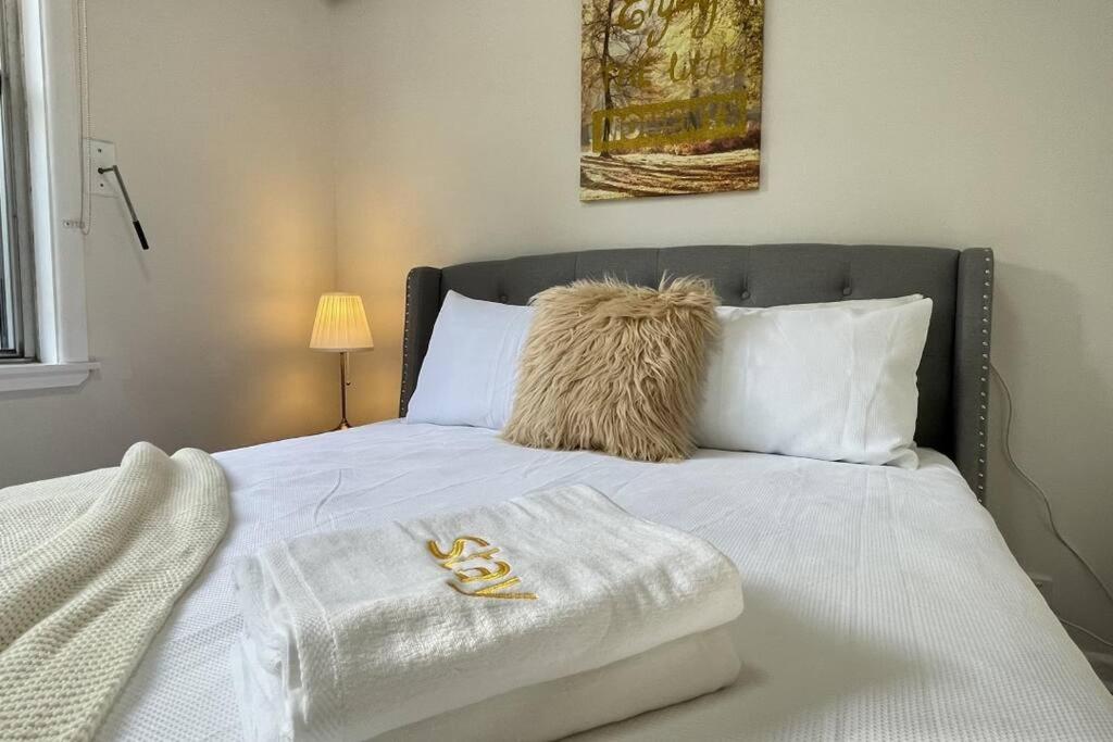 Morwell Pet friendly 3 BRMS Rental home Free Wi-fi
