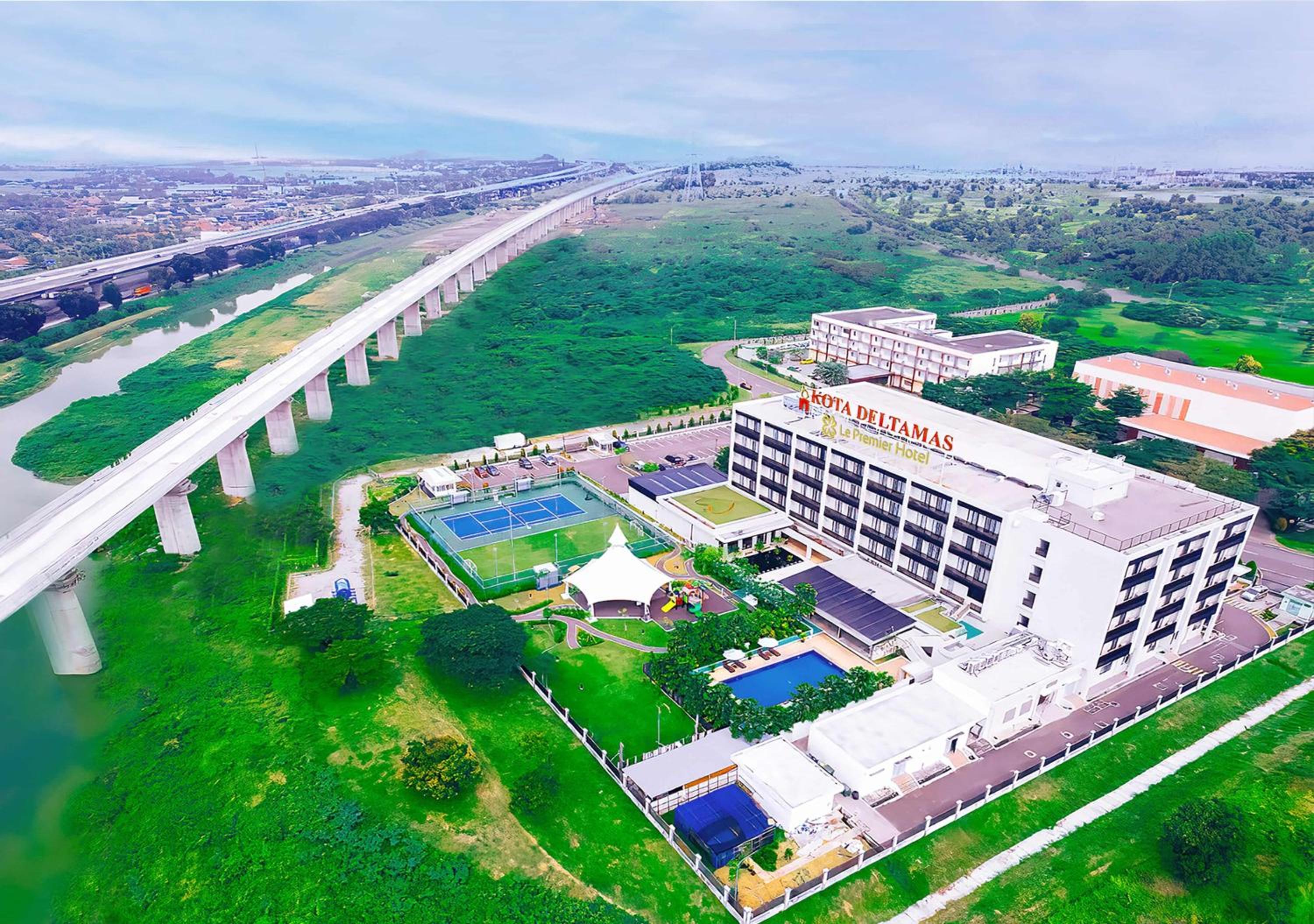 Le Premier Hotel Deltamas, Cikarang - 23