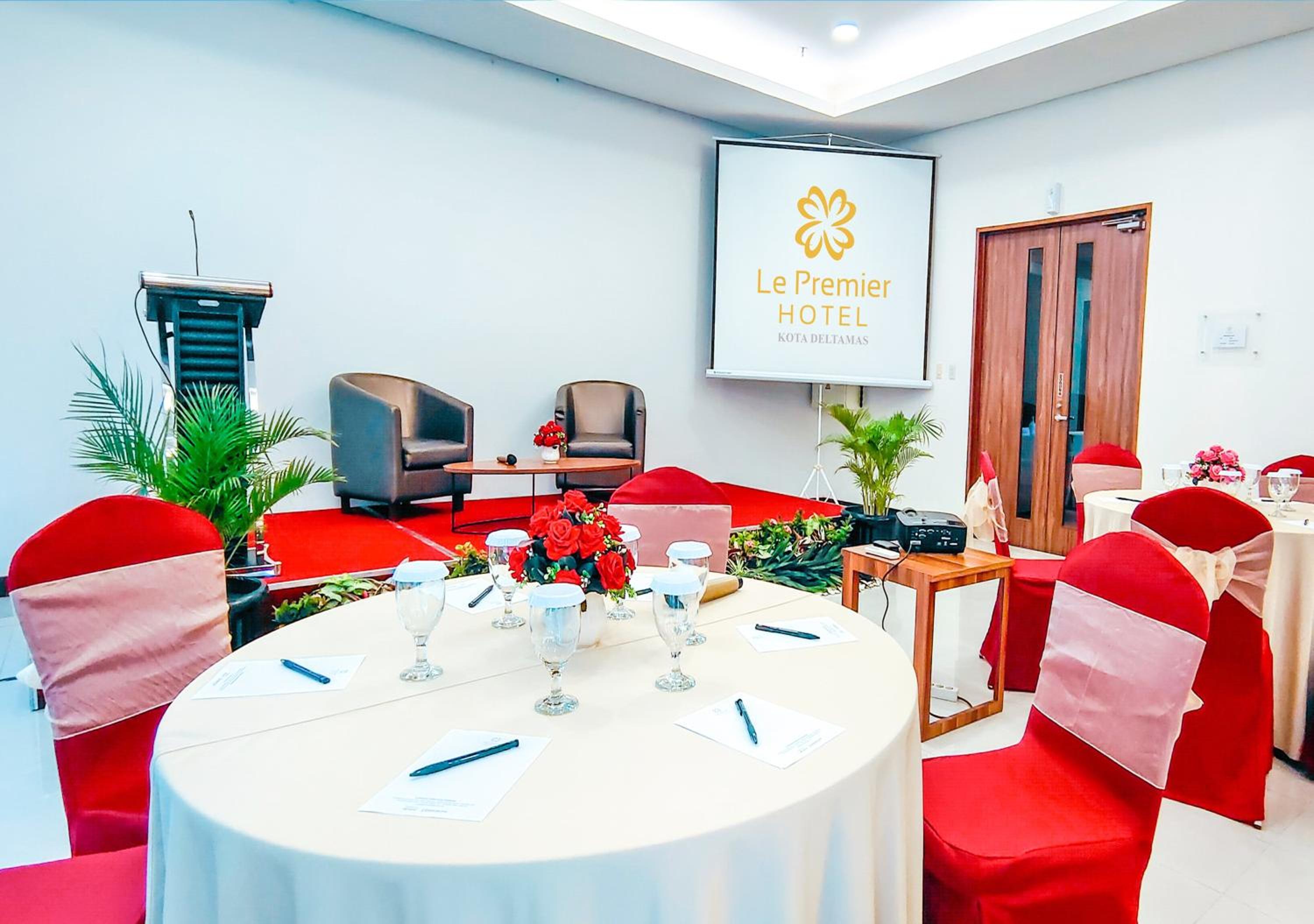 Le Premier Hotel Deltamas, Cikarang - 19
