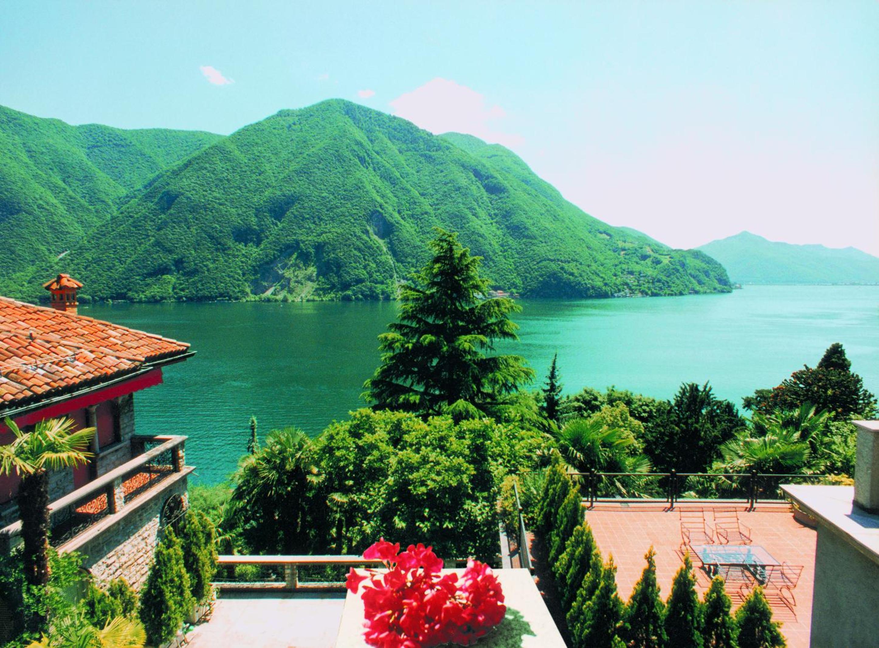 Barony romantic villa