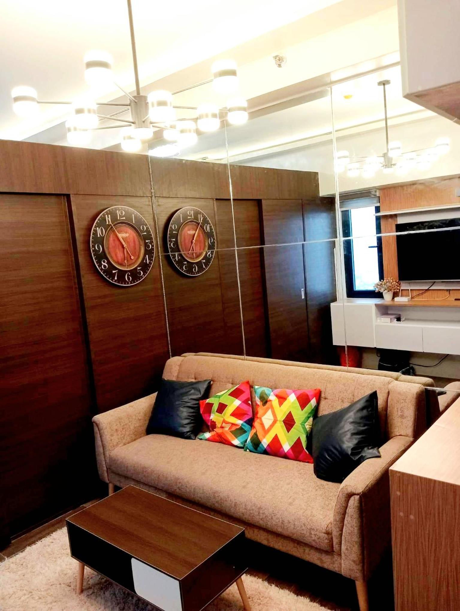 Air Residences Makati Condo Elegant Grand Hotel Type