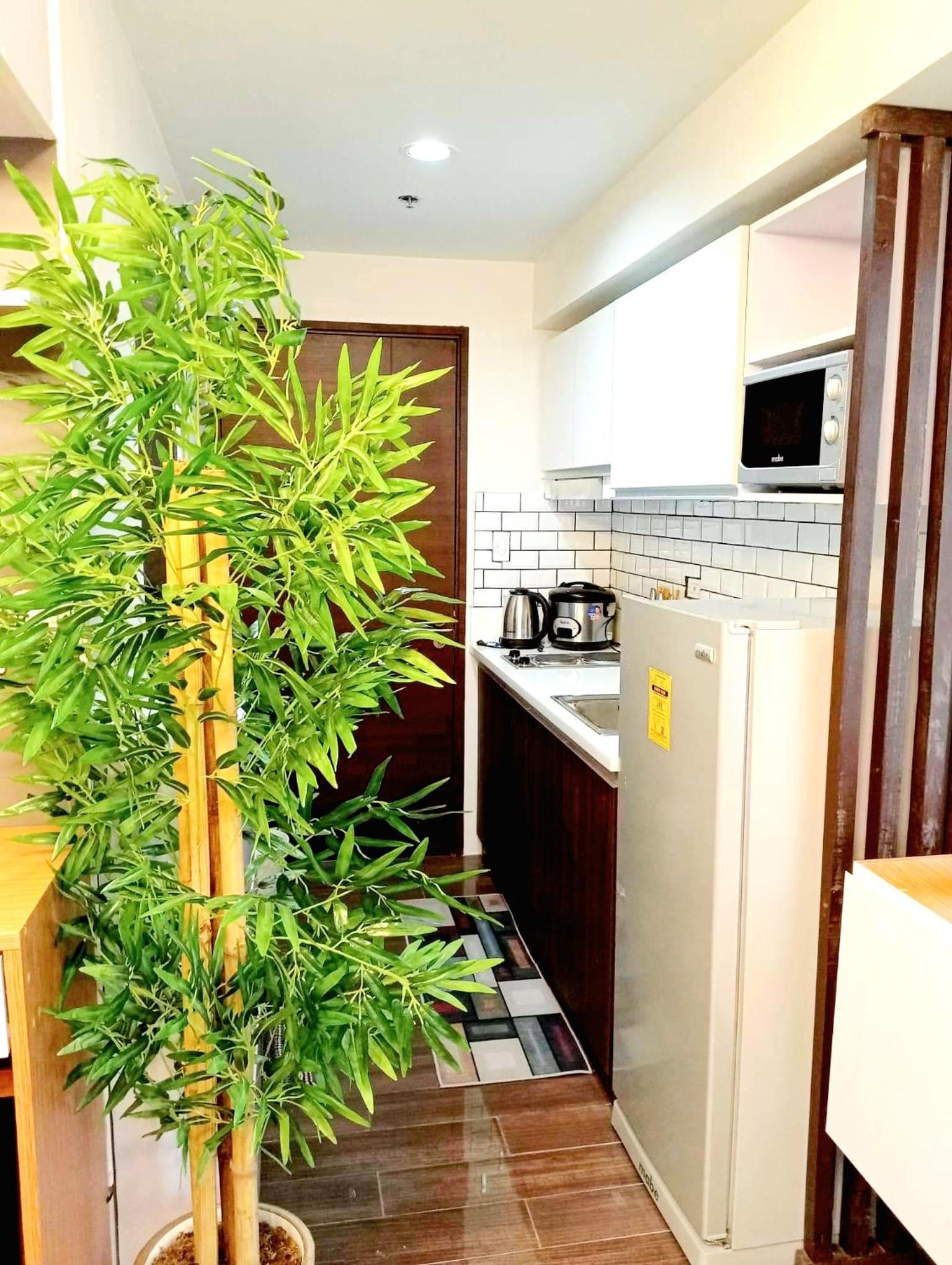 Air Residences Makati Condo Elegant Grand Hotel Type