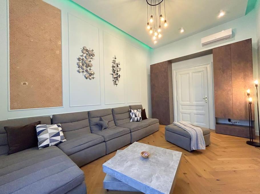 Victory Apartment