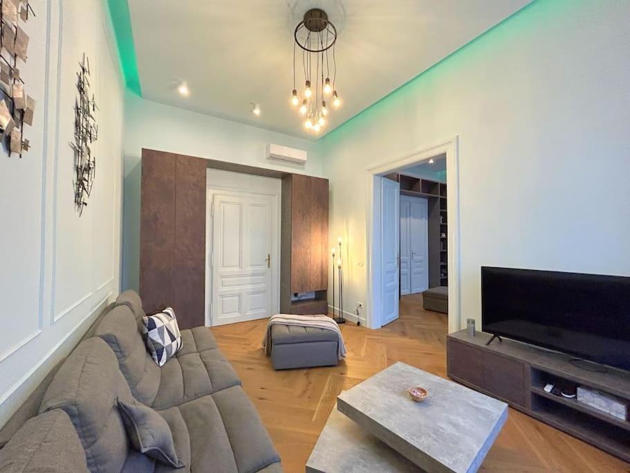 Victory Apartment