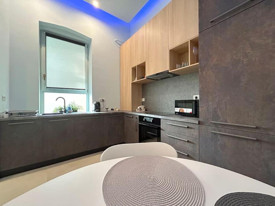 Victory Apartment