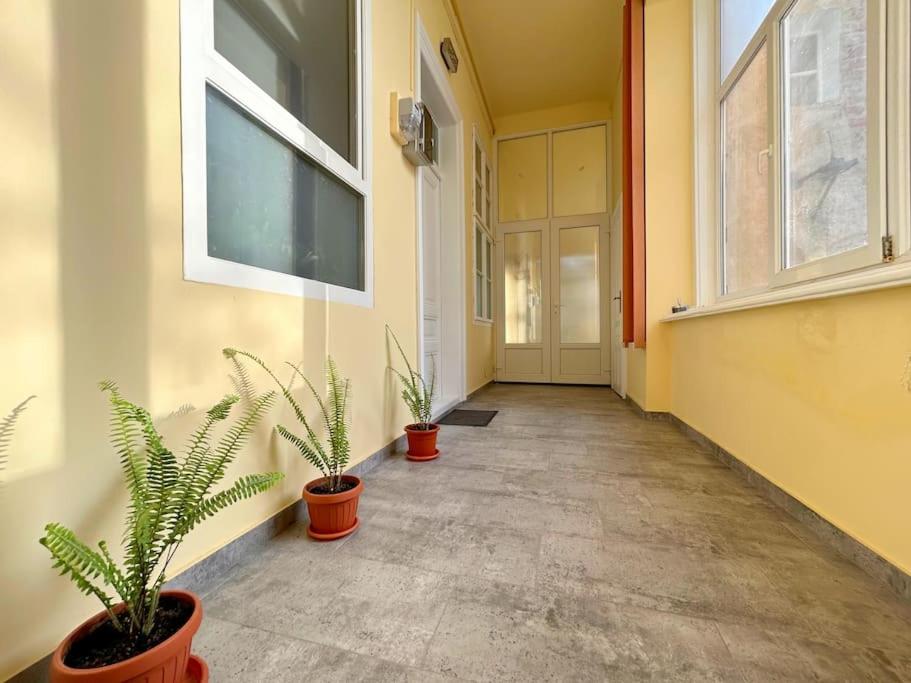 Victory Apartment