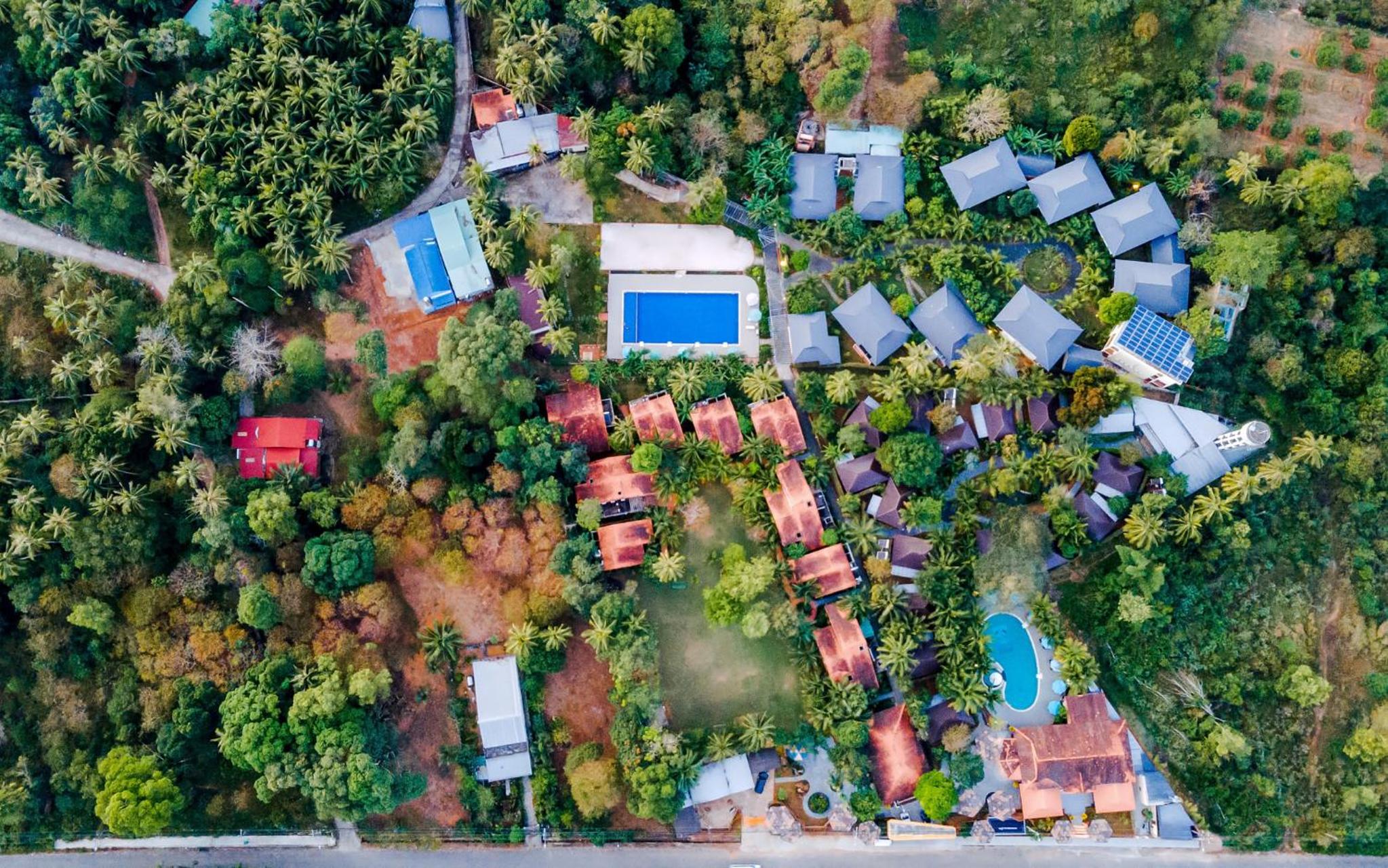 Elwood Premier Resort Phu Quoc view 2