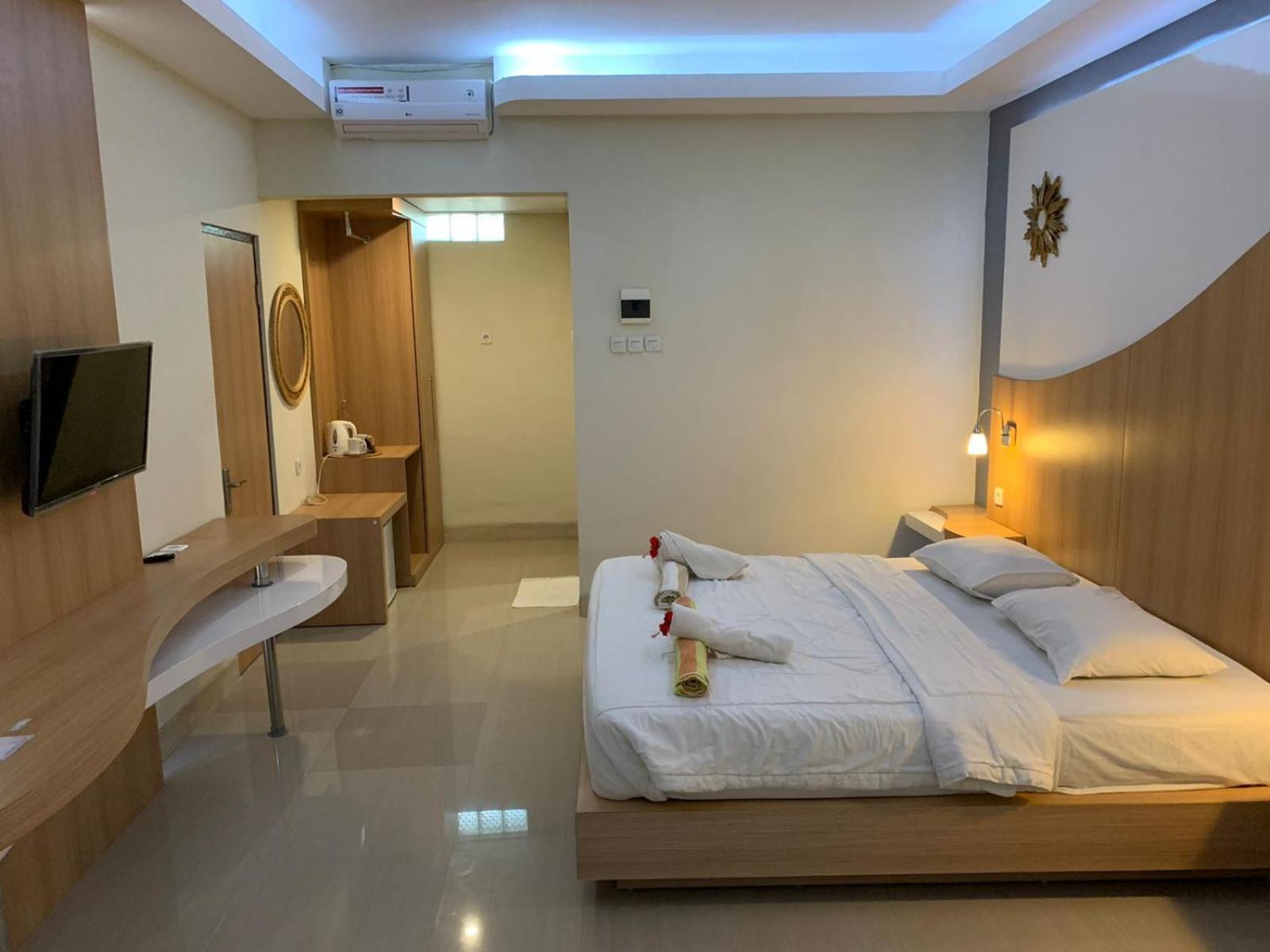Coral Beach 2 Bungalow
