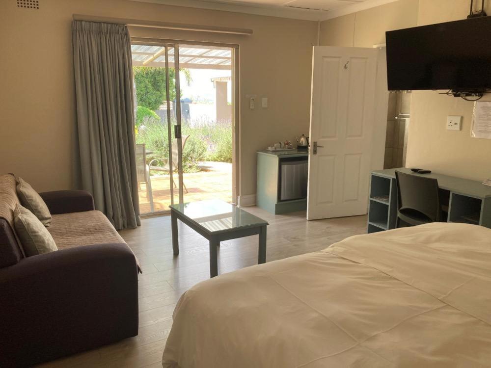 Maroela House Guest Accommodation