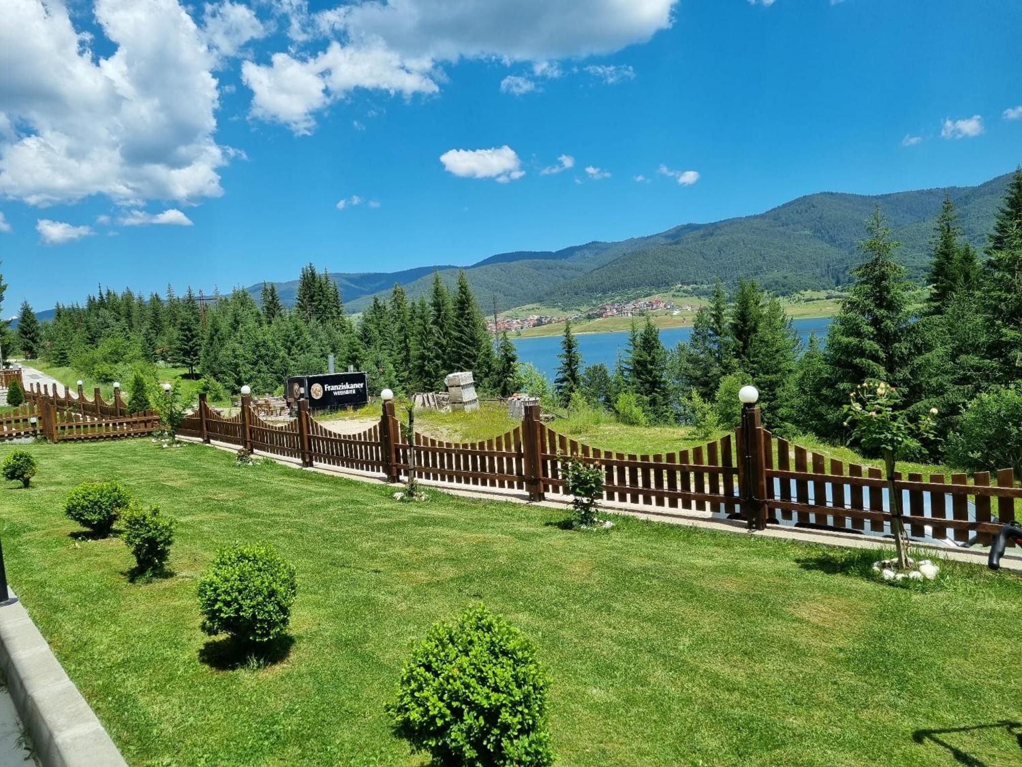 Villa Hills - къща за гости с храна