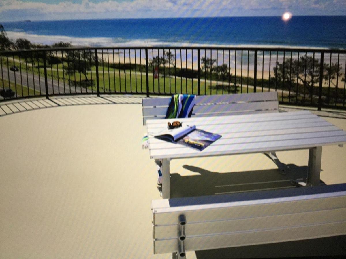Absolute Beachfront Penthouse with Exclusive Rooftop