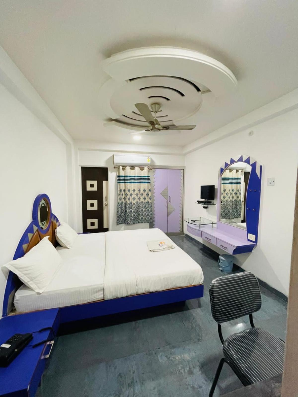 Aurangabad Vacations - Hotel Holiday Pride - Property Image 7