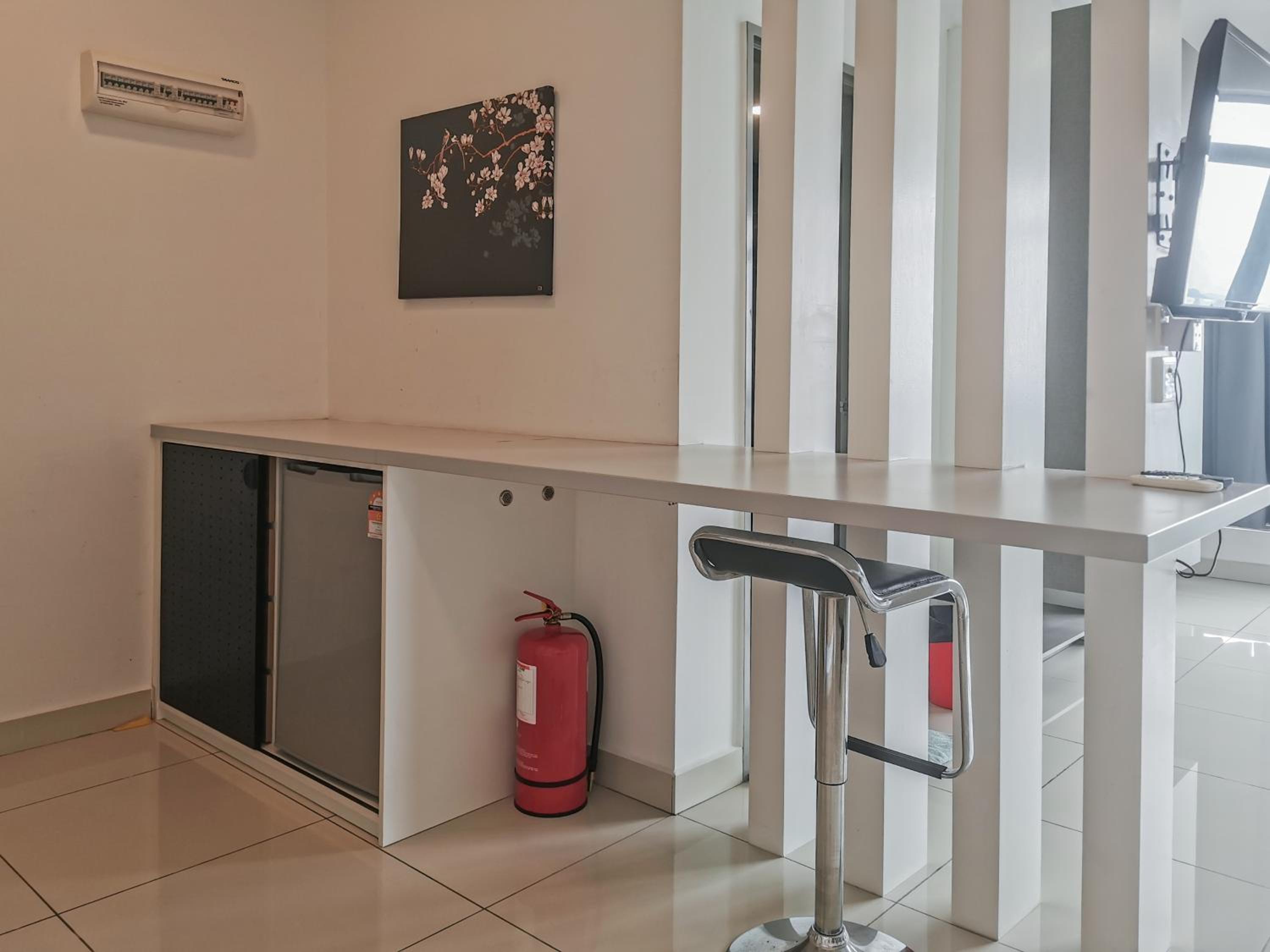EVO Soho Suites Bangi by Wido with Parking Netflix photo 3