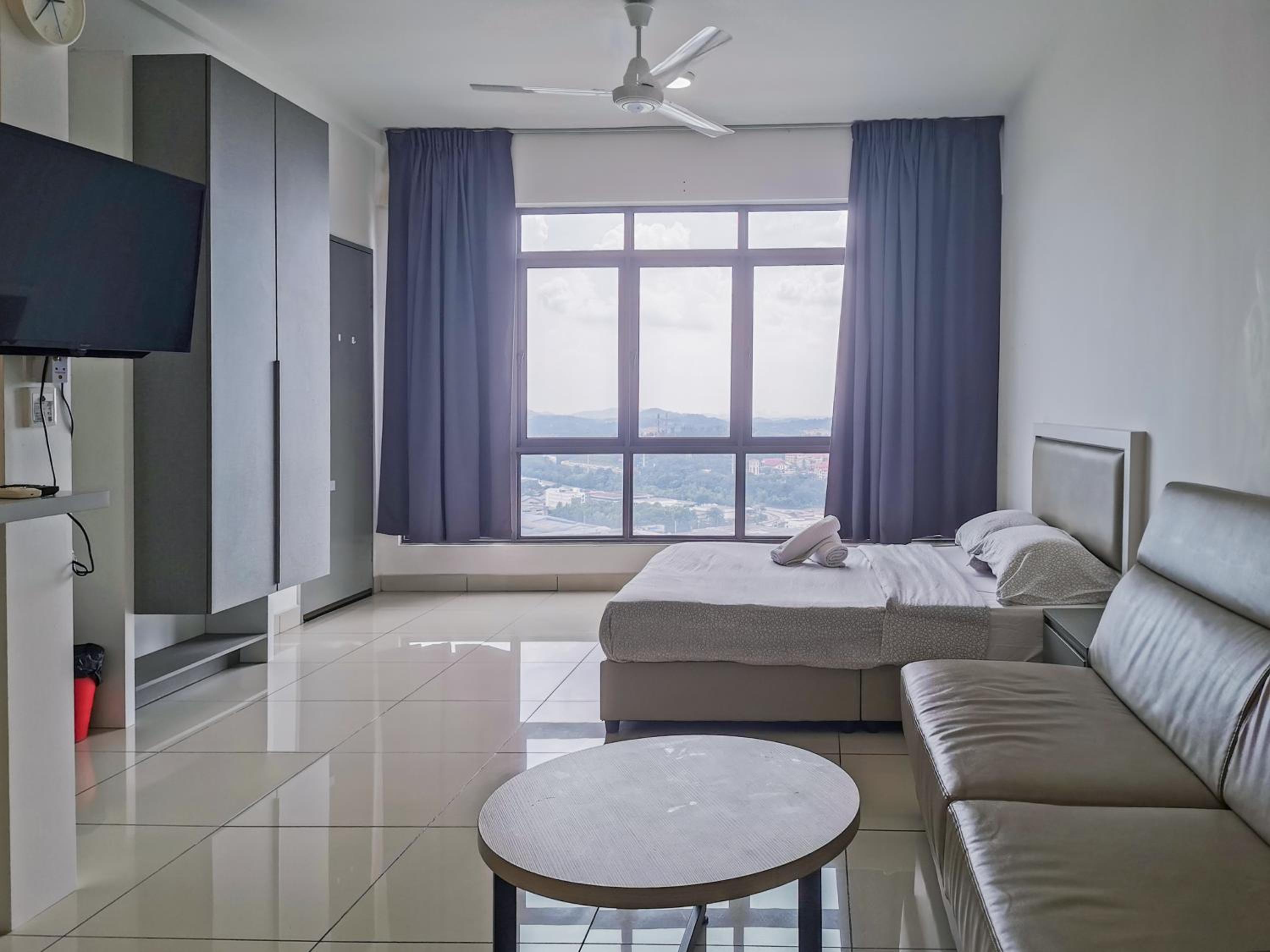 EVO Soho Suites Bangi by Wido with Parking Netflix photo 5