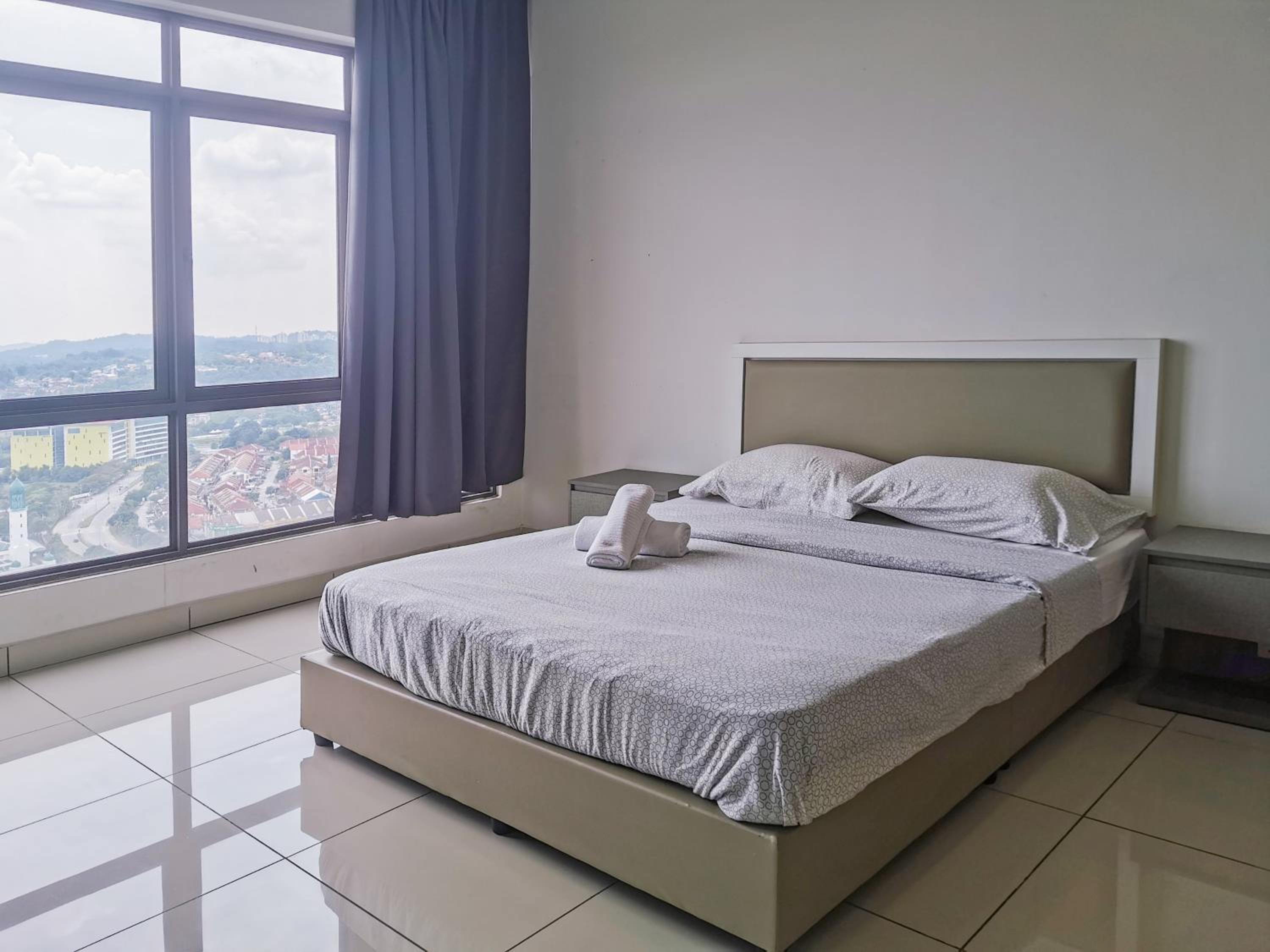 EVO Soho Suites Bangi by Wido with Parking Netflix photo 1