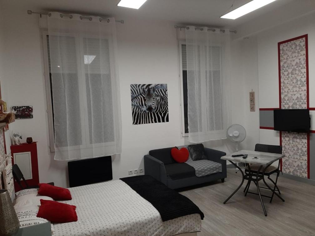 Appartement T1 Hyper Centre place de la Victoire view 3