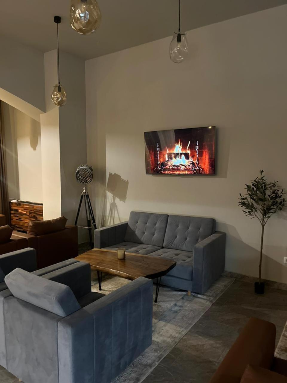 Kechi House Apartment 132