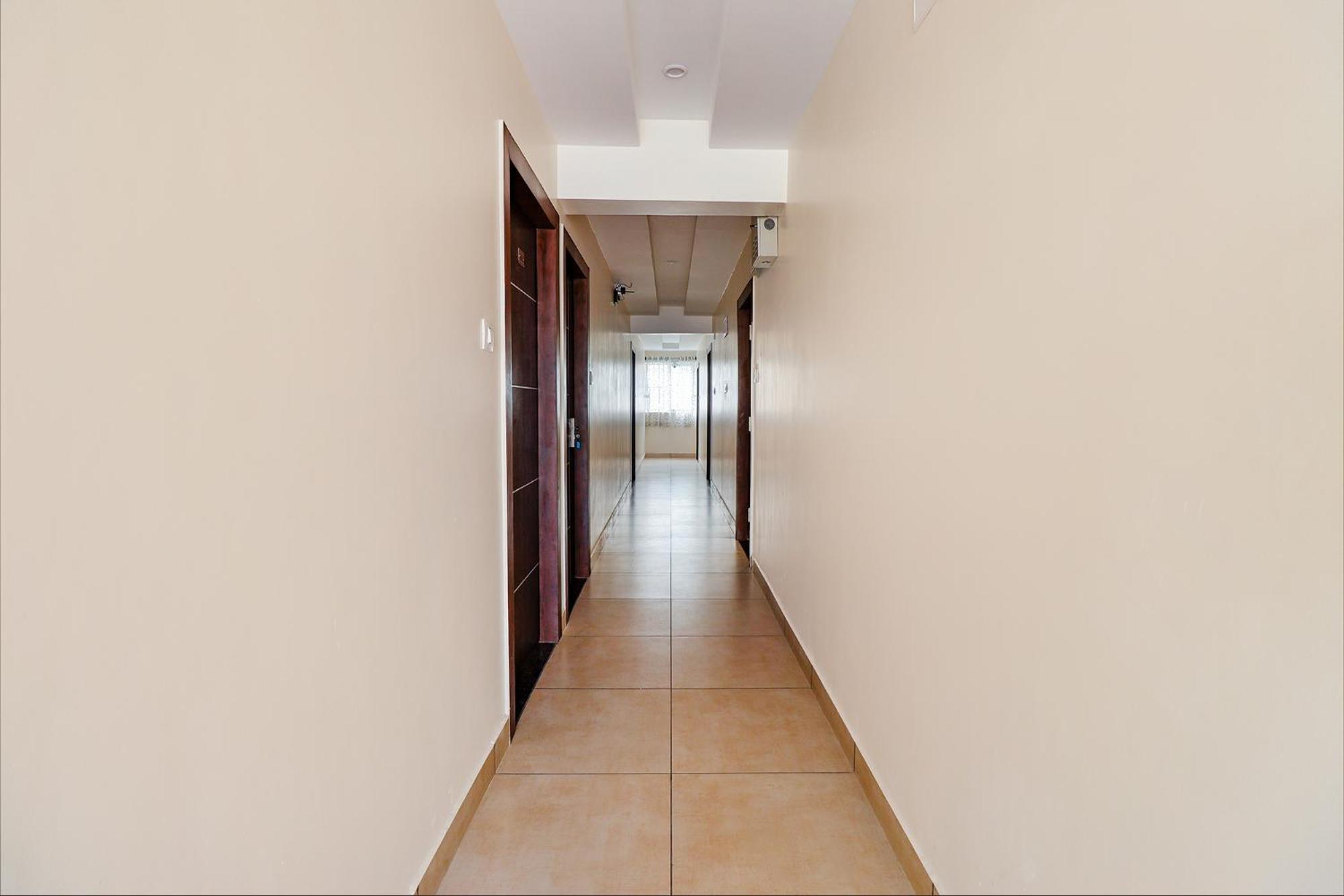 FabHotel Green Park Residency - Nr Manipal Hospital