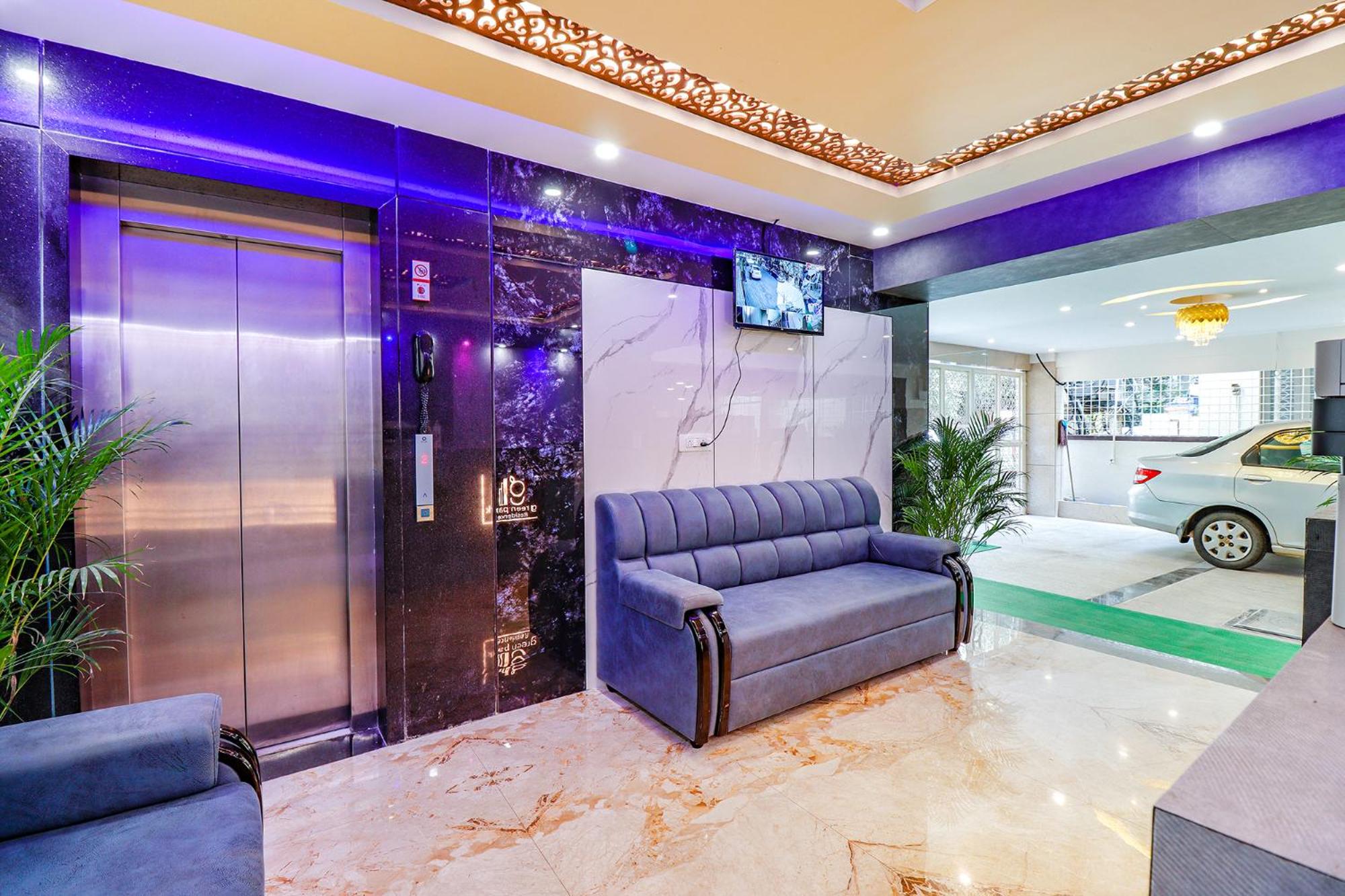 FabHotel Green Park Residency - Nr Manipal Hospital