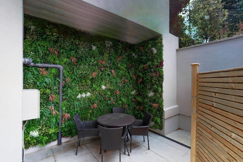 Hotel Pleasing 2bed Flat 10min To Wimbledon Tennis Court