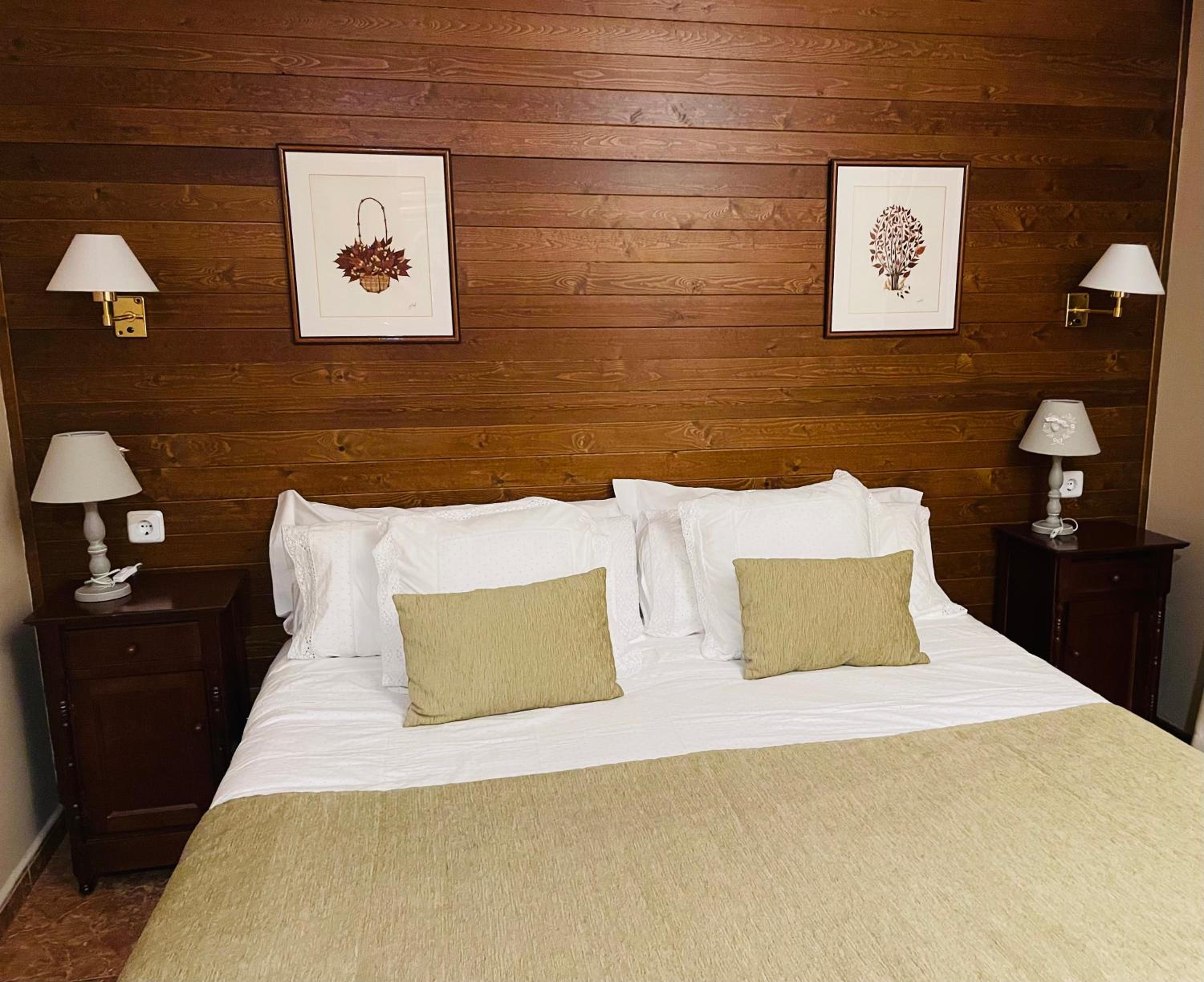 Hostal Escuils