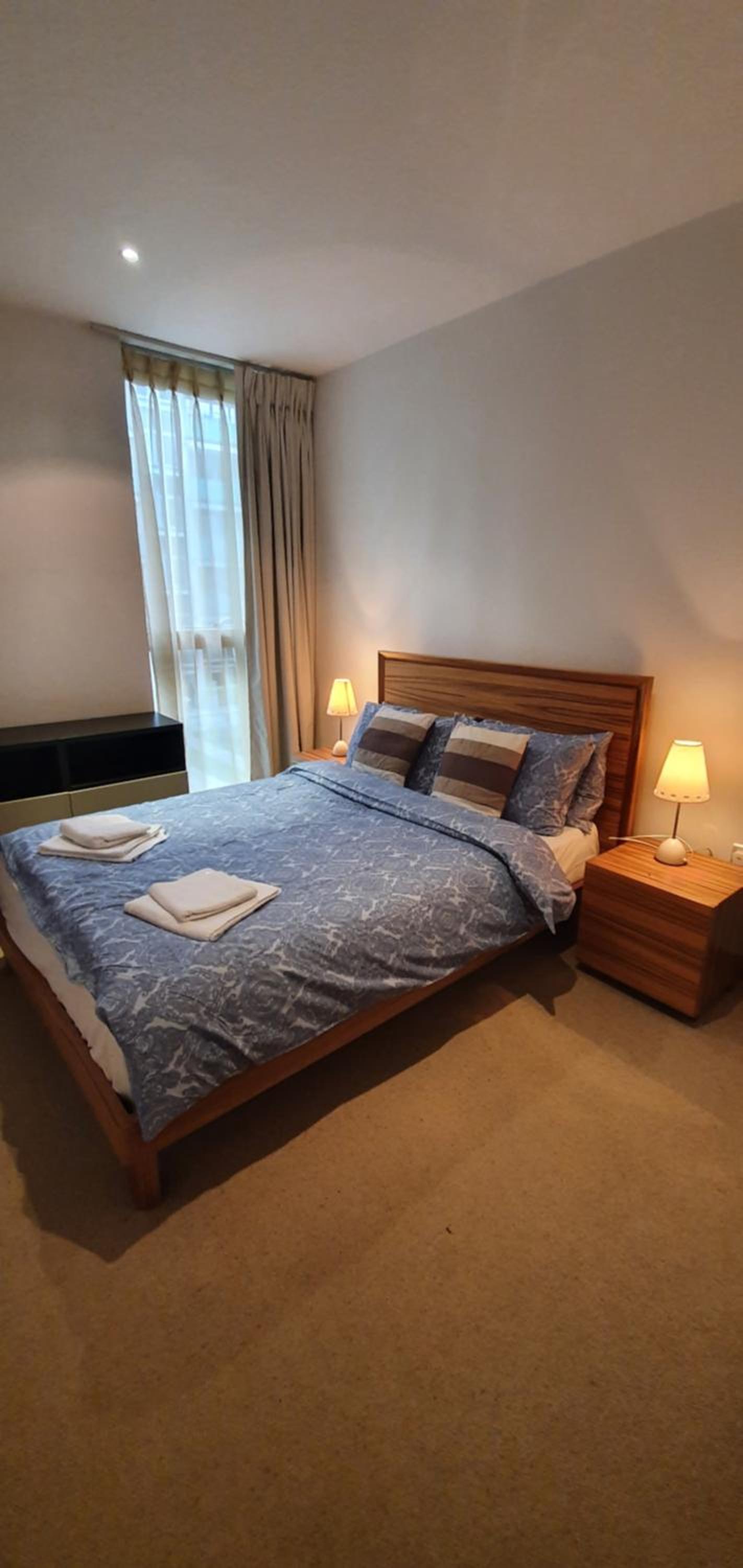 Central Prime King Size Apartment