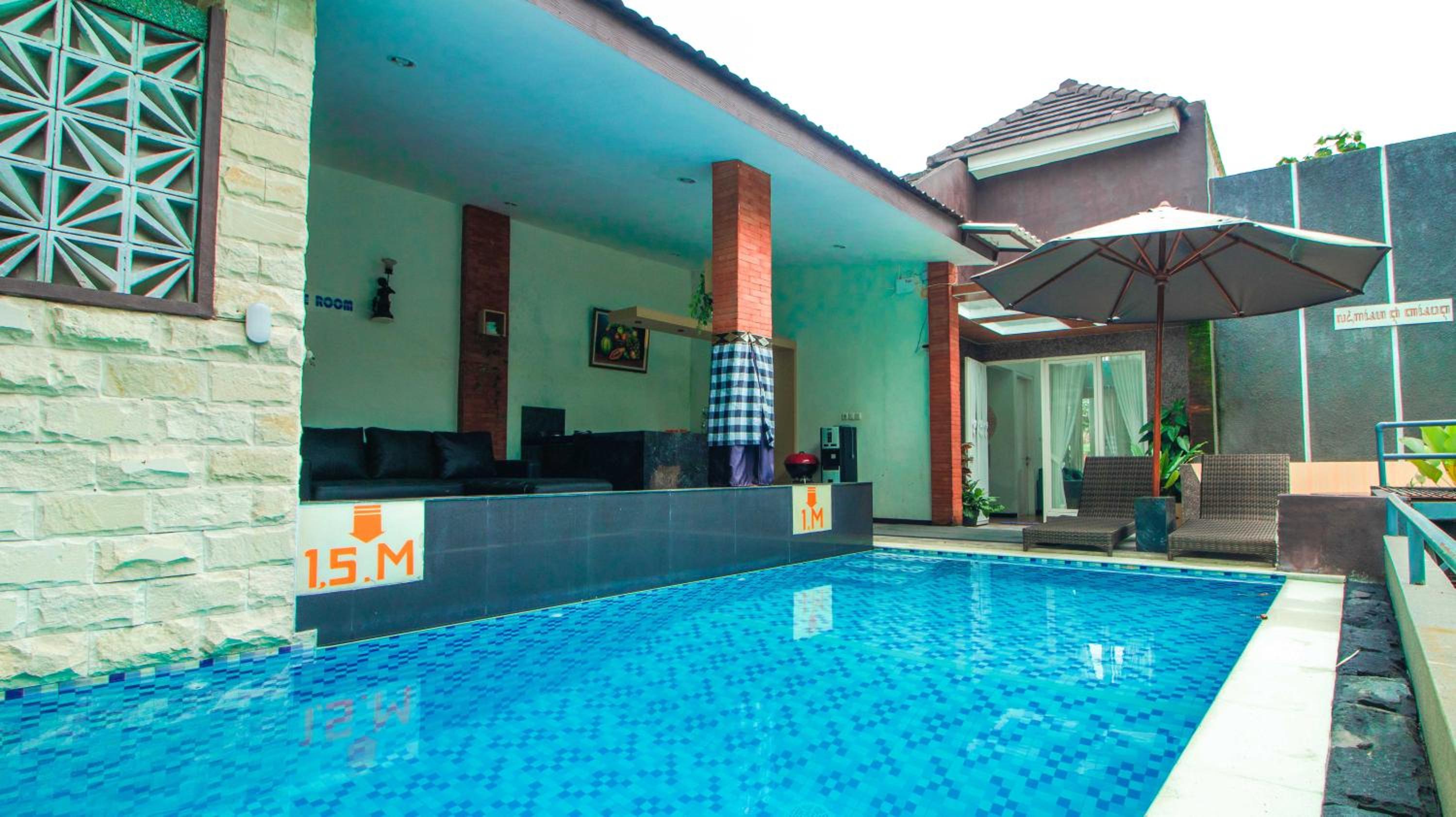 Villa Dewata with Chill Spot Private Pool and Karaoke