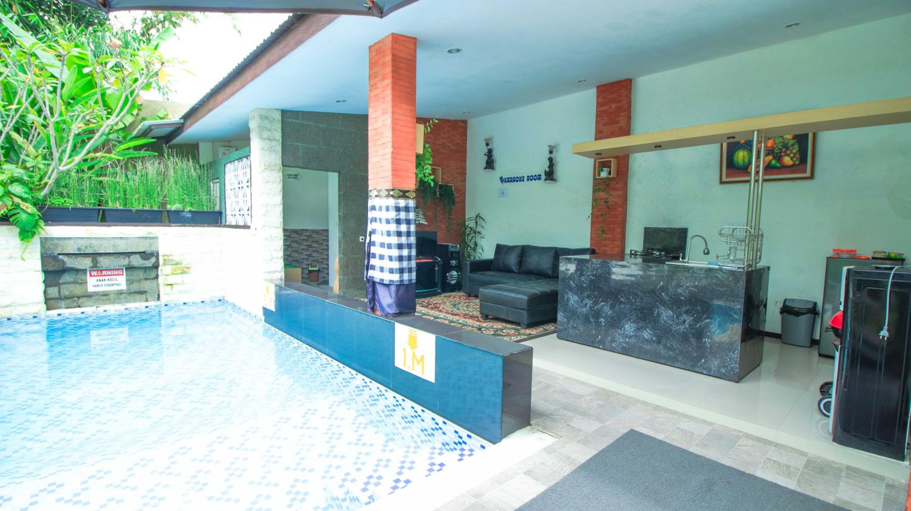 Villa Dewata with Chill Spot Private Pool and Karaoke