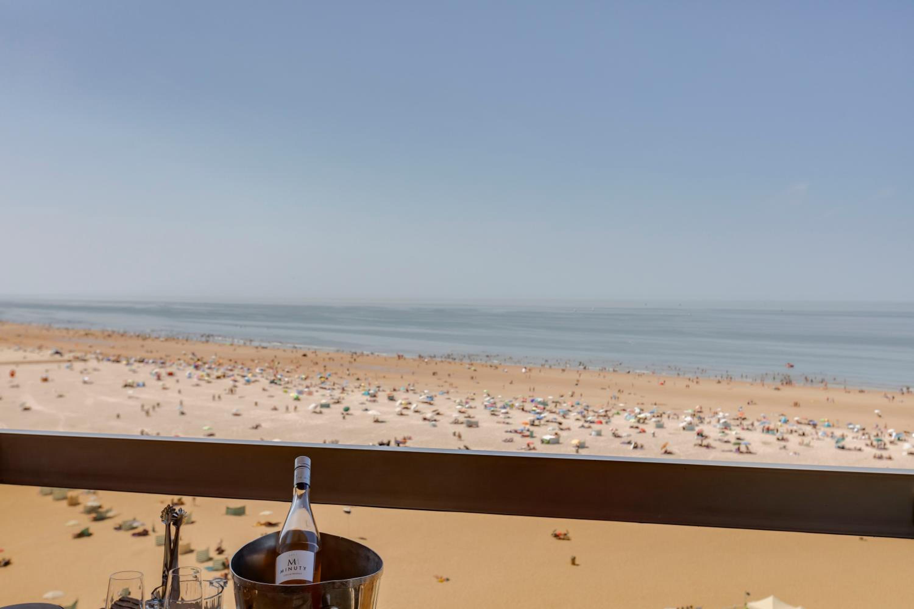 Luxury Suite with Seaview