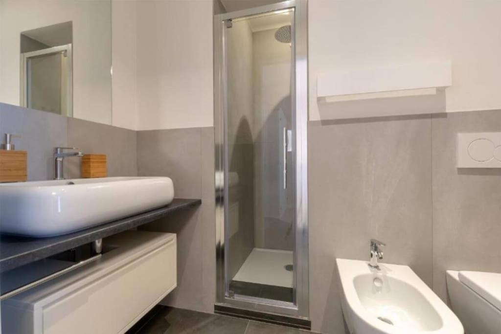 Stylish four bedrooms apartment - Florence center