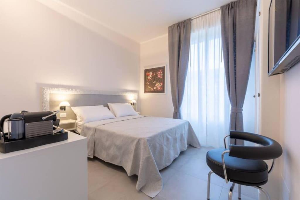 Stylish four bedrooms apartment - Florence center