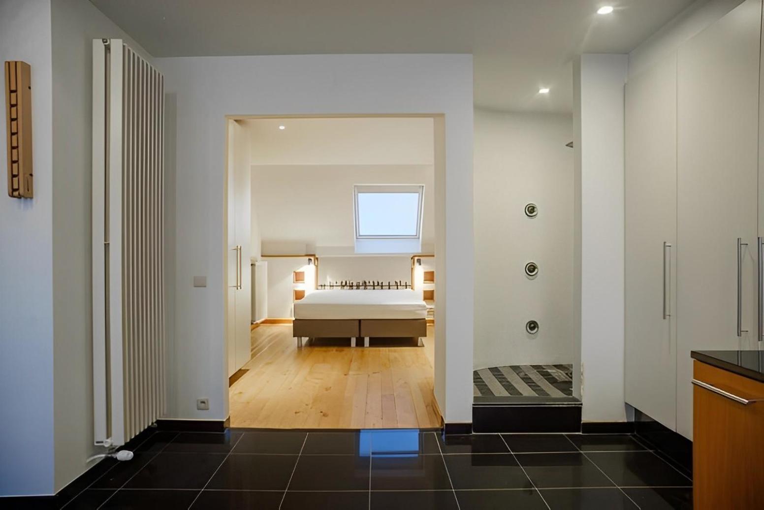 Big and comfortable triplex in Knokke