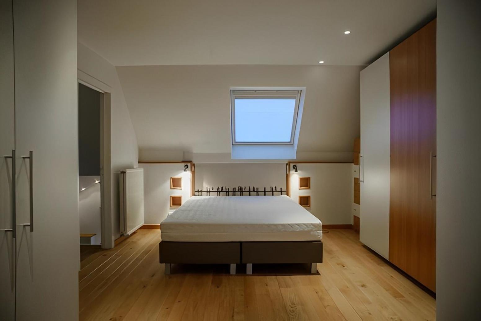 Big and comfortable triplex in Knokke