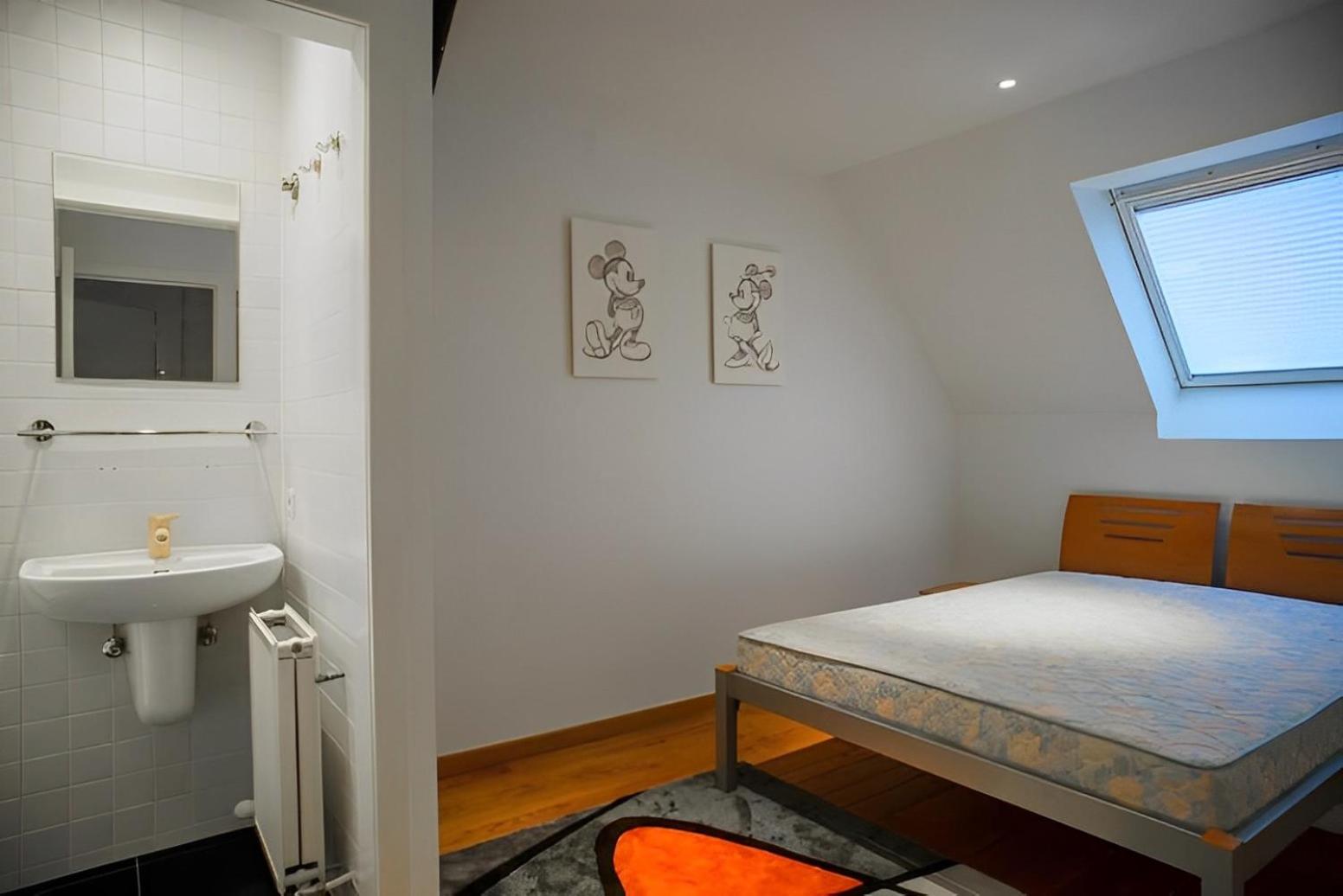 Big and comfortable triplex in Knokke