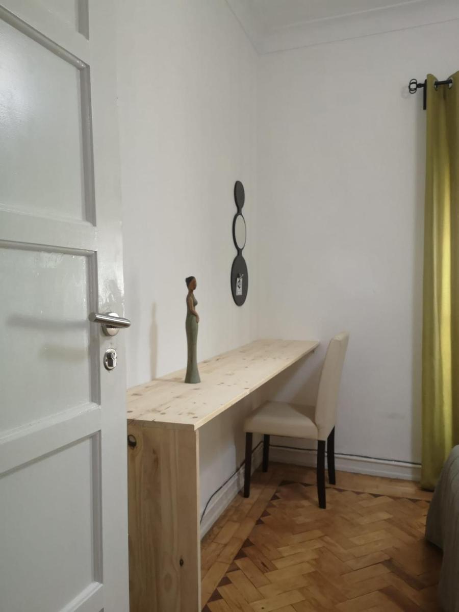 Young Apartment view 5