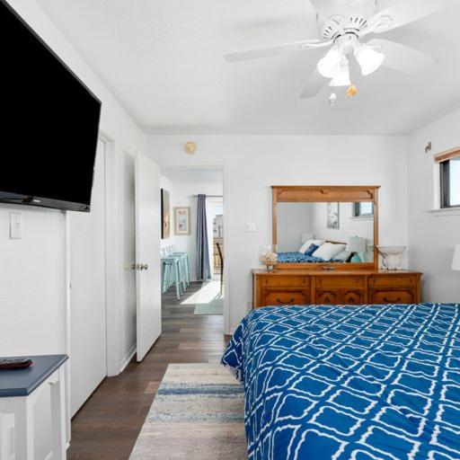 Walk to the beach Ocean views great yard game room view 4