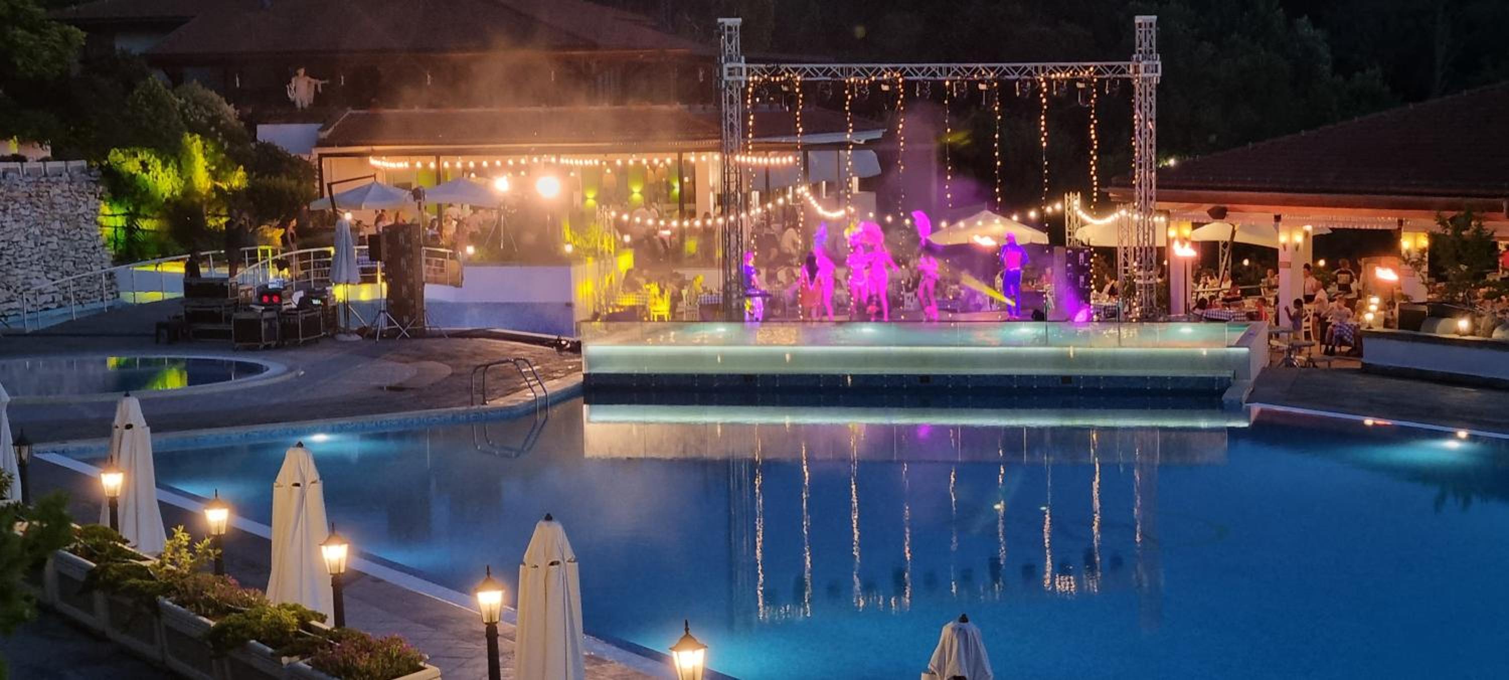 Eve Santa Marina Apartments - sea, pools, relax