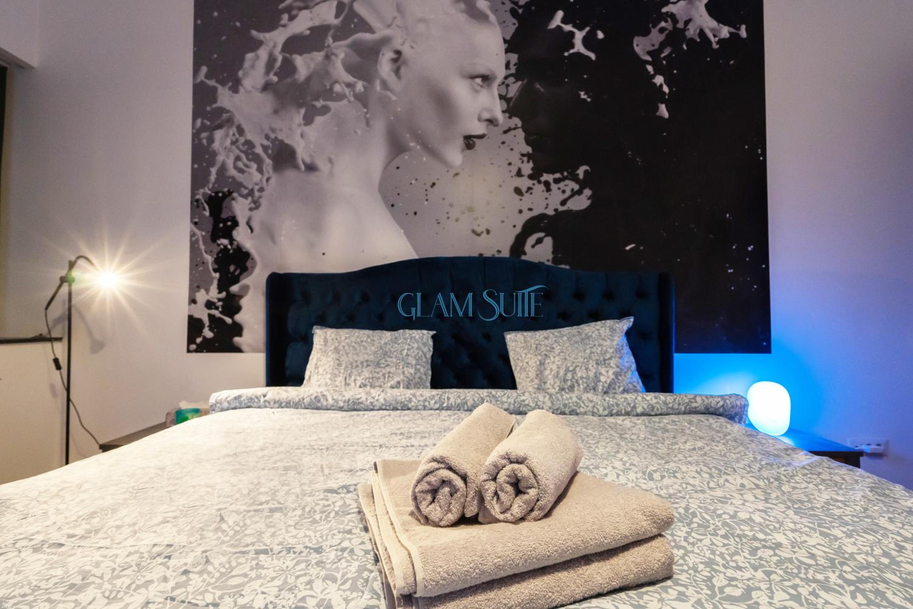 MAERA Suites Central