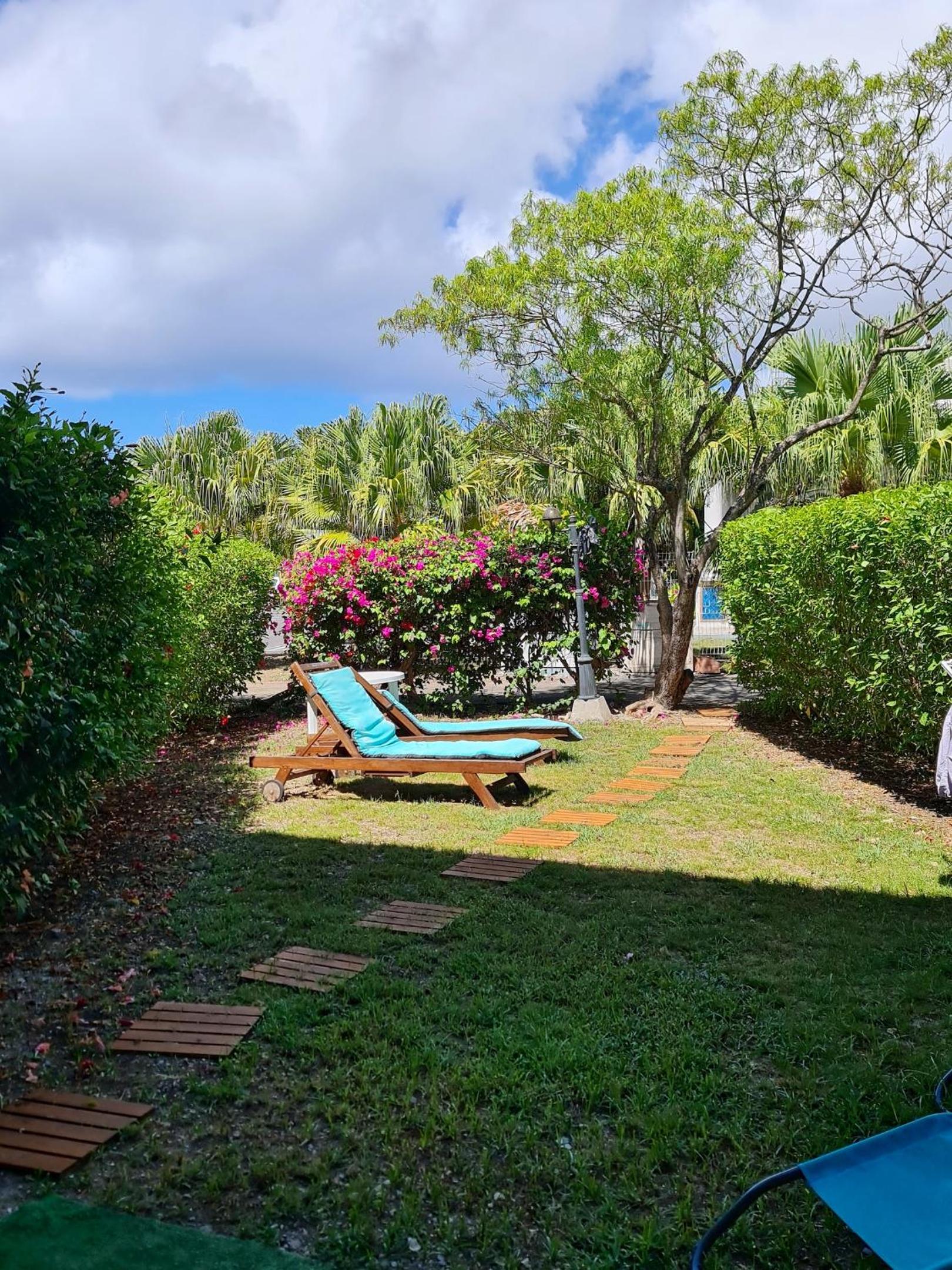 Studio charmant à Saint-François, 42 m² avec piscine partagée. view 5