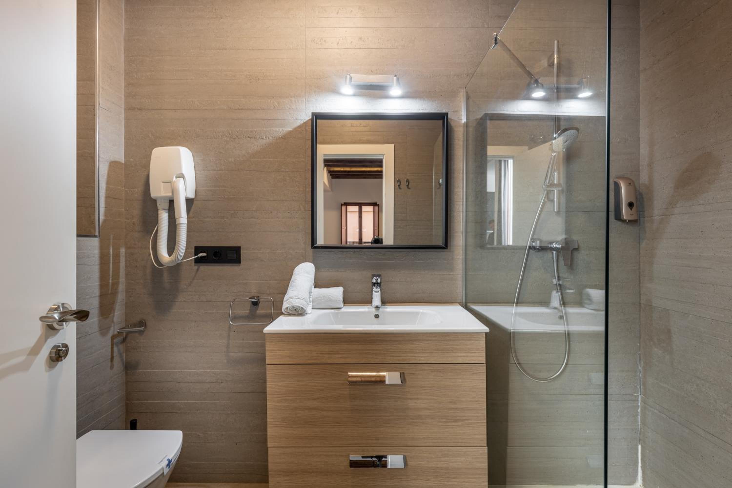 Apartamentos Granada Deluxe 3000