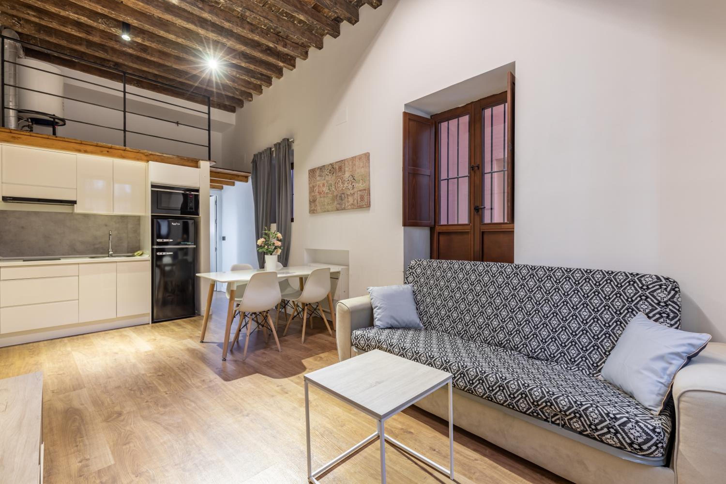 Apartamentos Granada Deluxe 3000