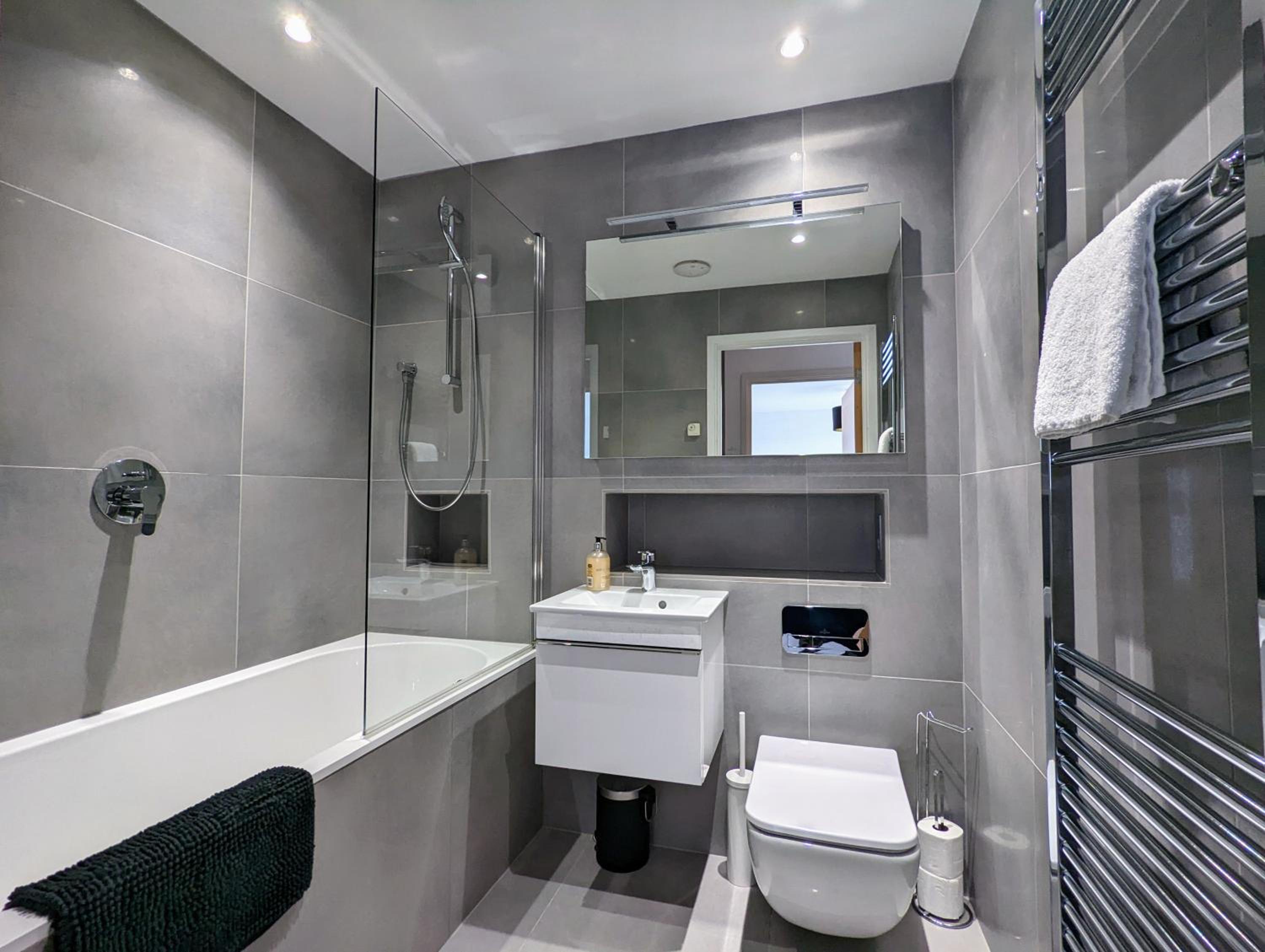 High Wycombe Vacations - Bankside by Wycombe Apartments - Property Image 9