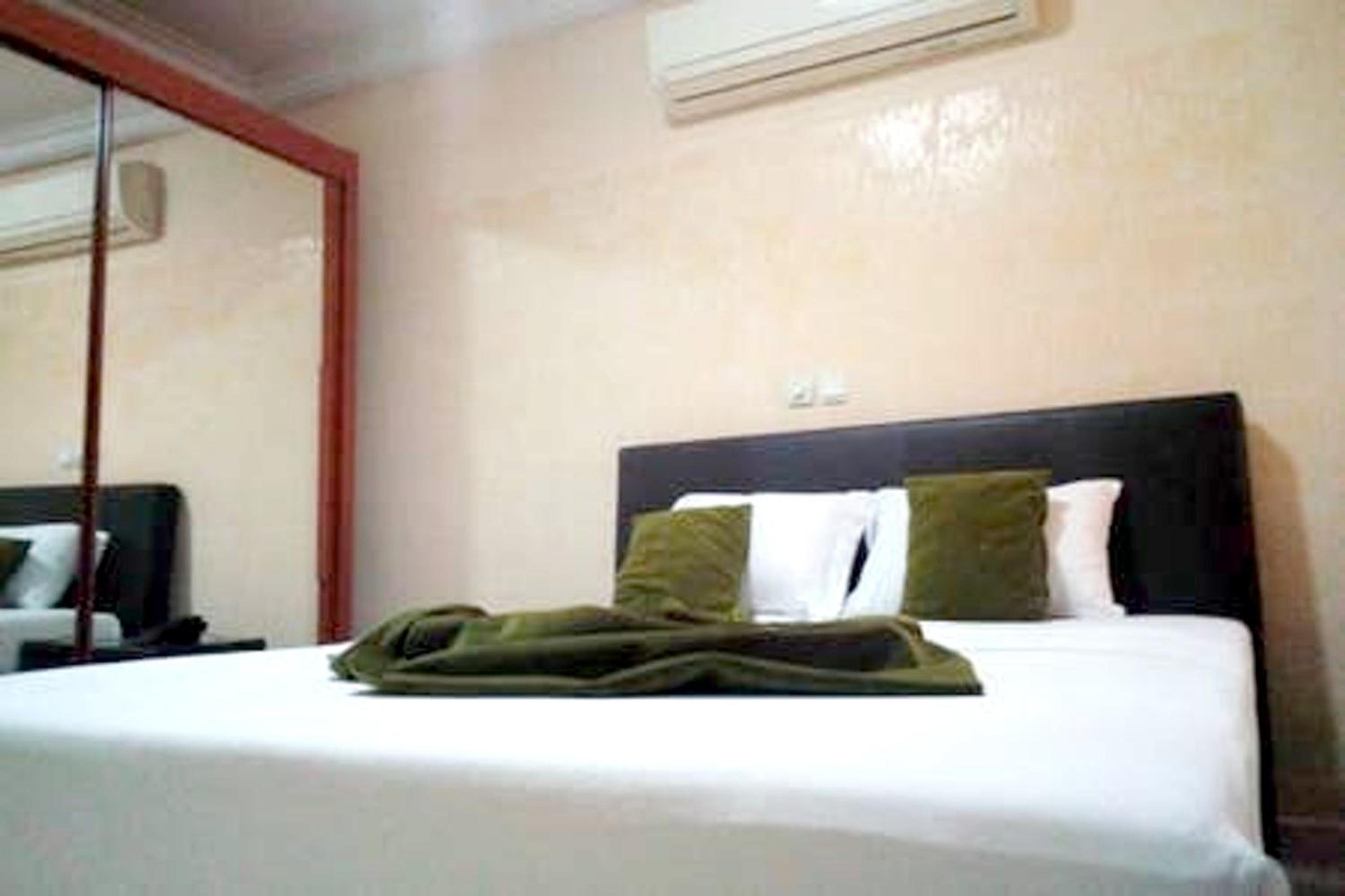 Appartement spacieux à Kinshasa avec balconELv