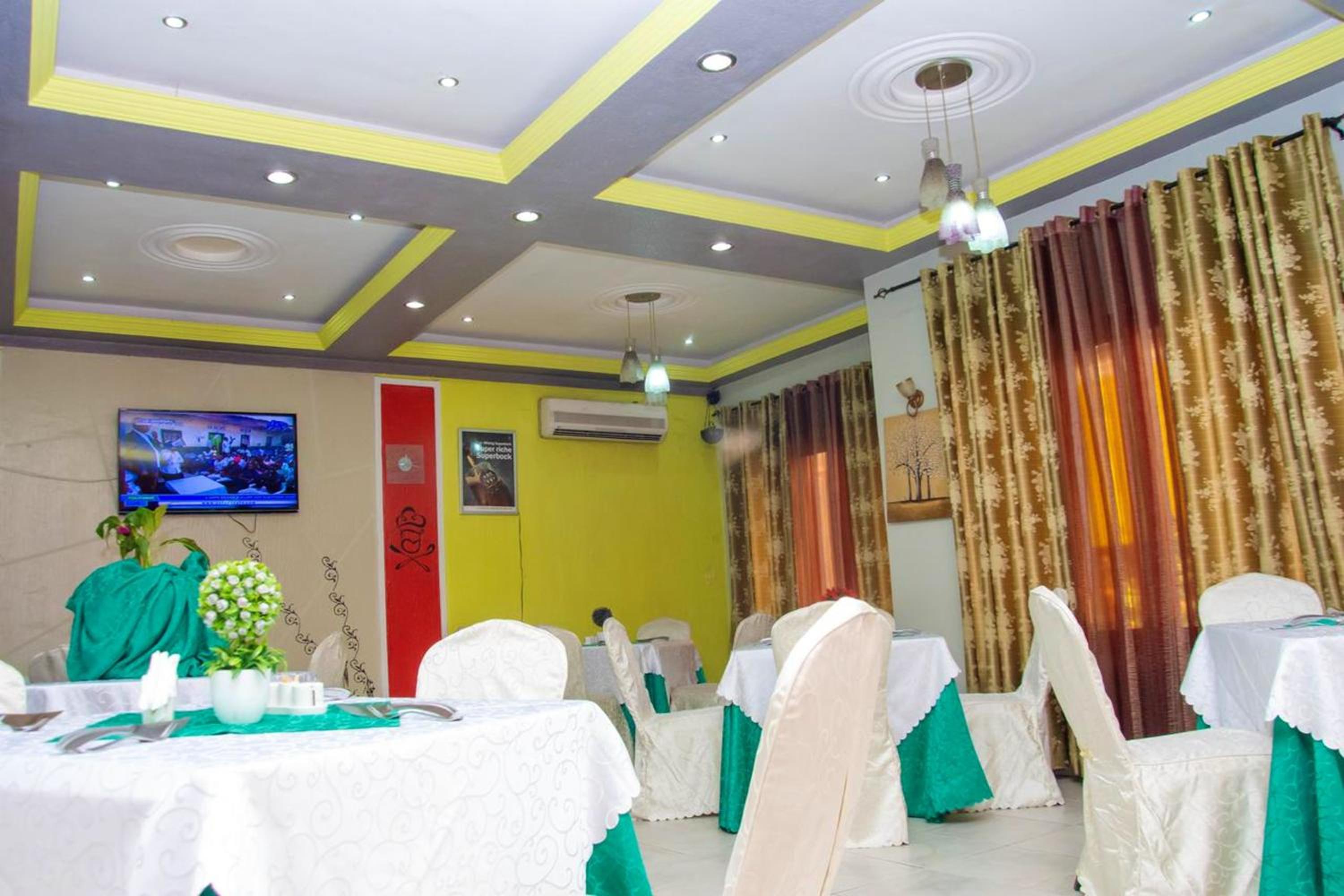 Appartement spacieux à Kinshasa avec balconELv
