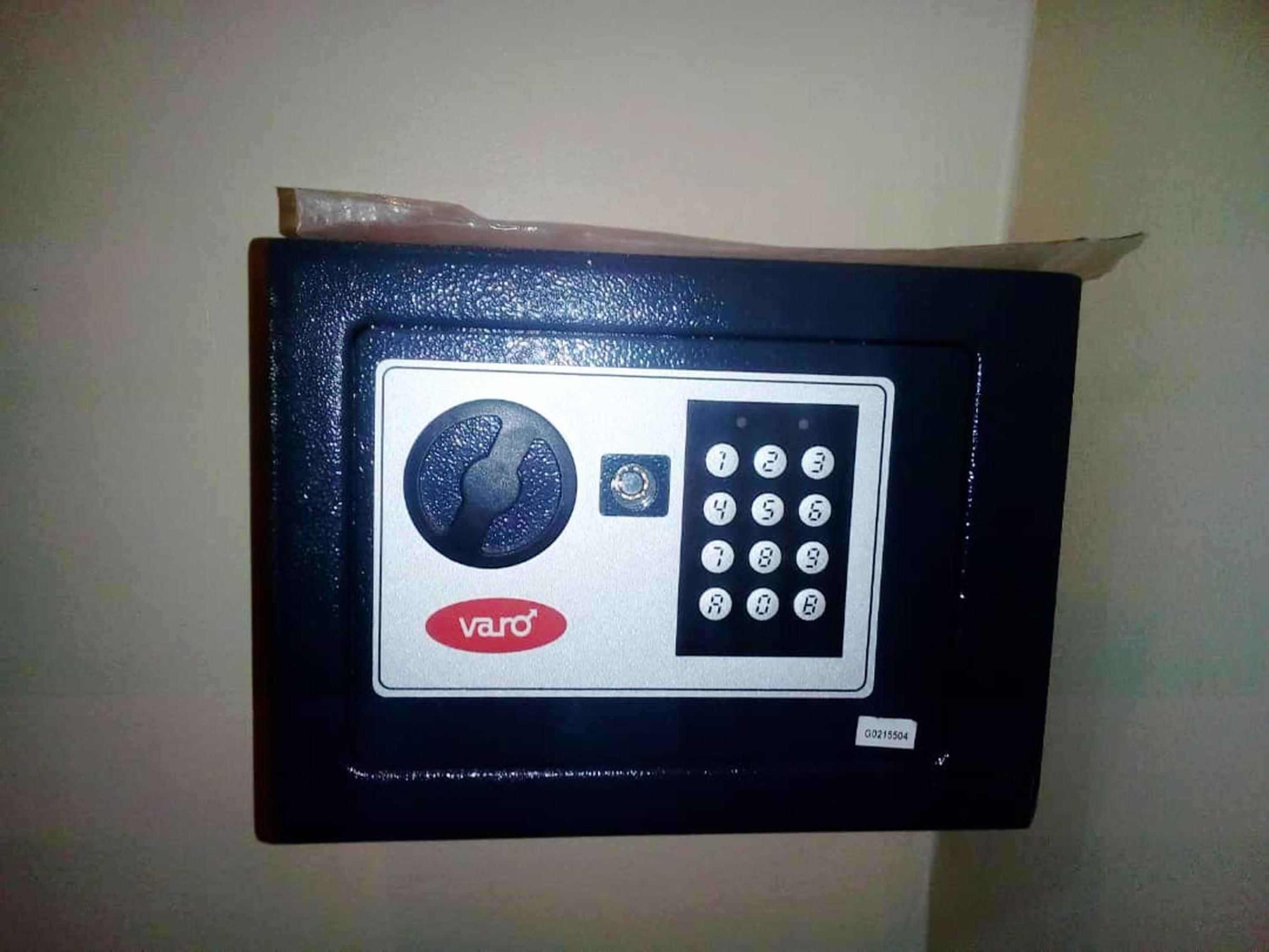 Appartement spacieux à Kinshasa avec balconELv