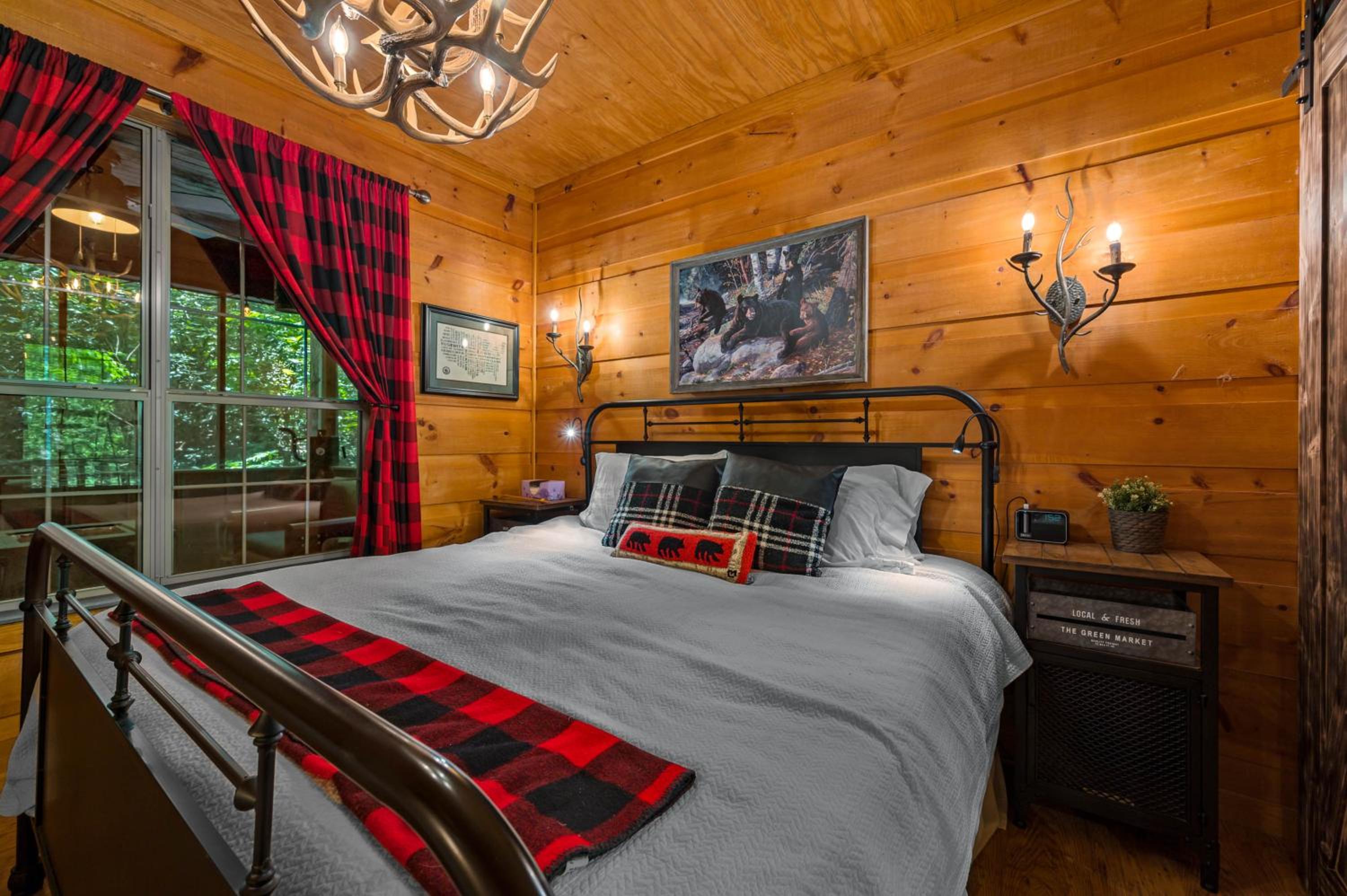 Dreamy Cabin & Outdoor Oasis! Mins to Nat'l Park!