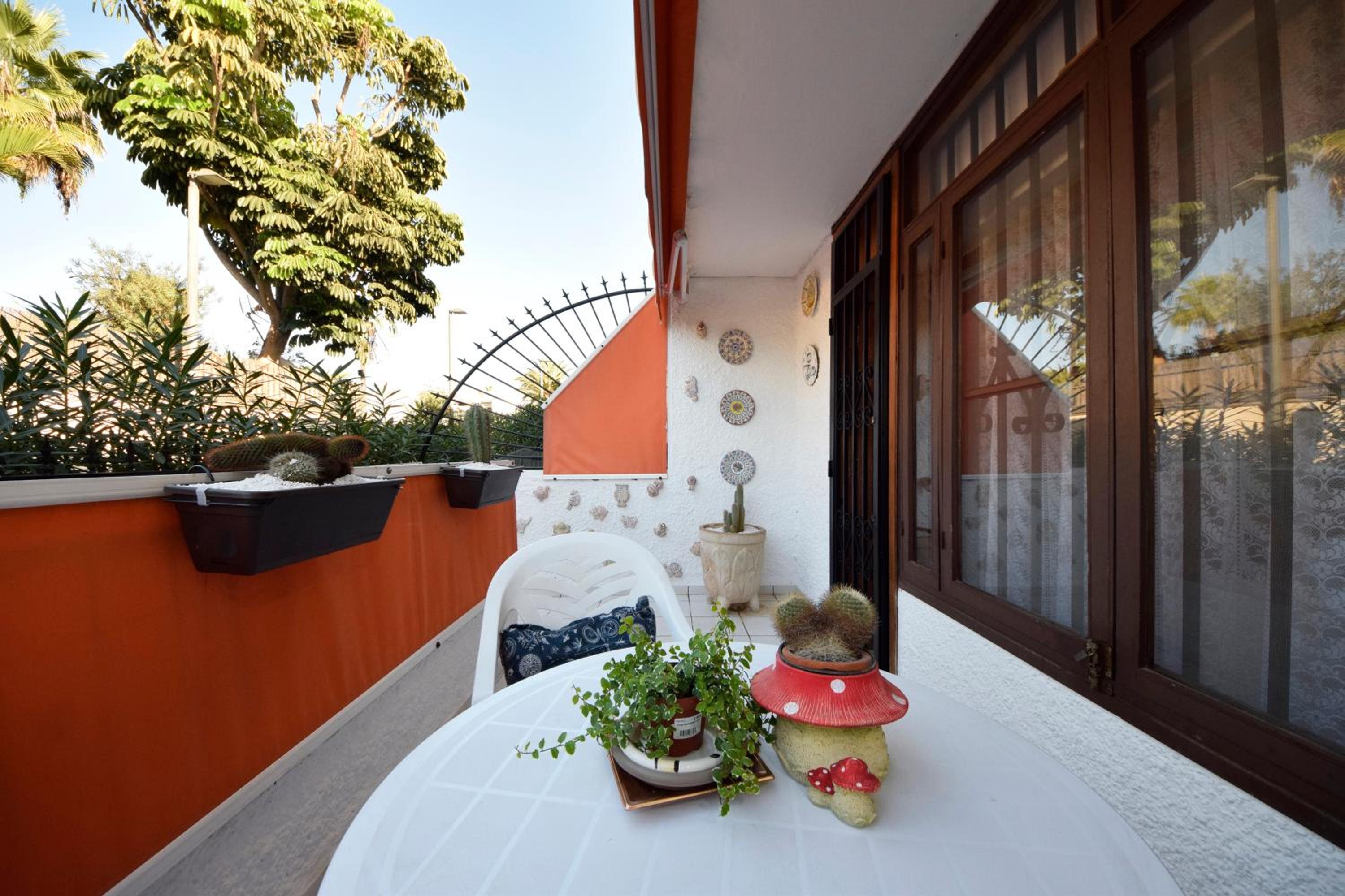 Las Americas House seafront