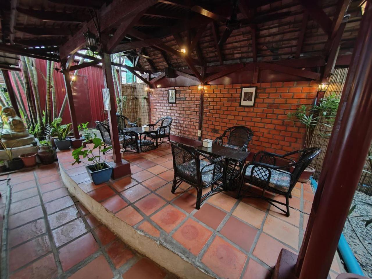 Soben Cafe Guesthouse & Restaurant