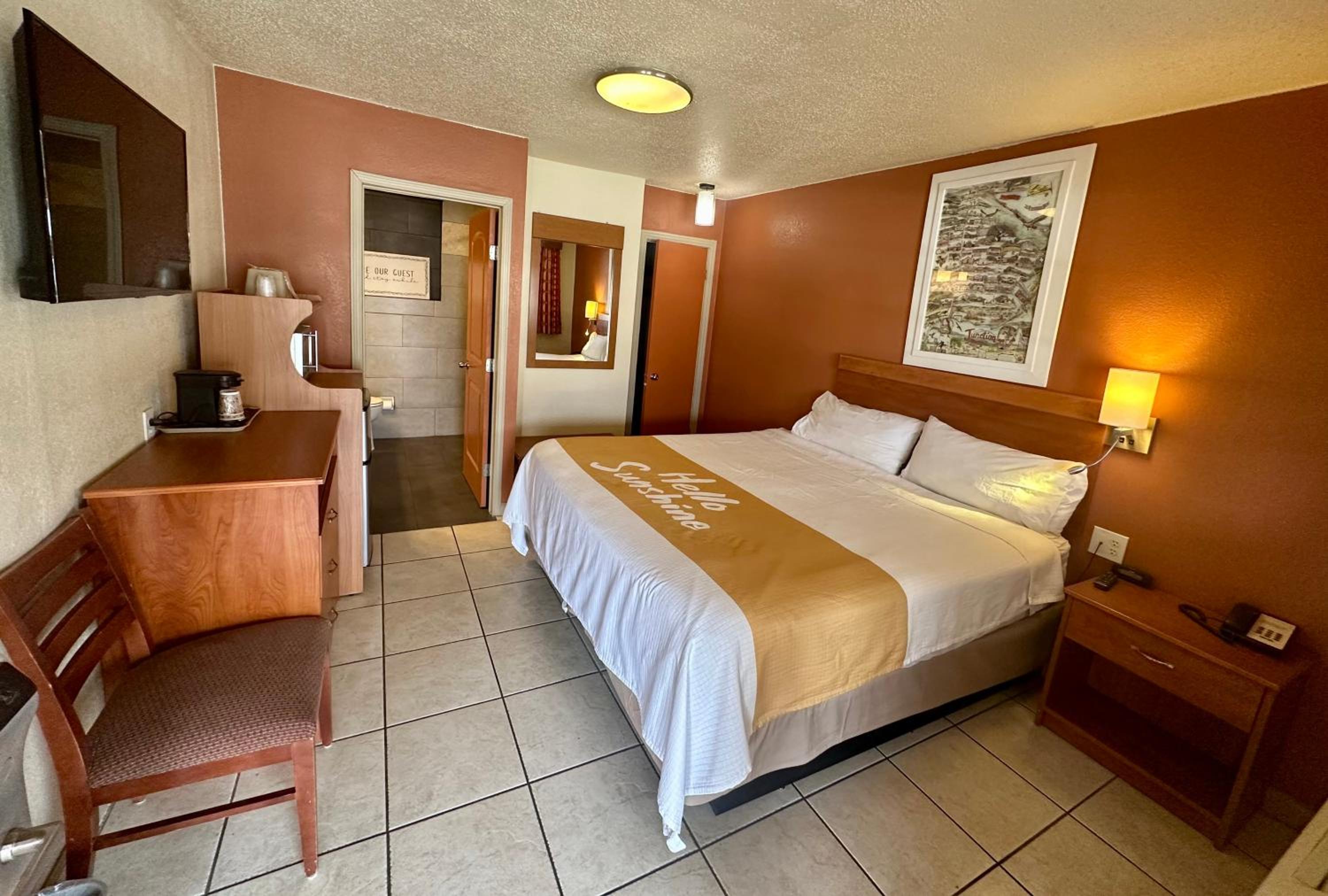 Sun Valley Motel Junction