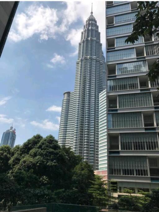 Vortex suites KLCC by OLLA